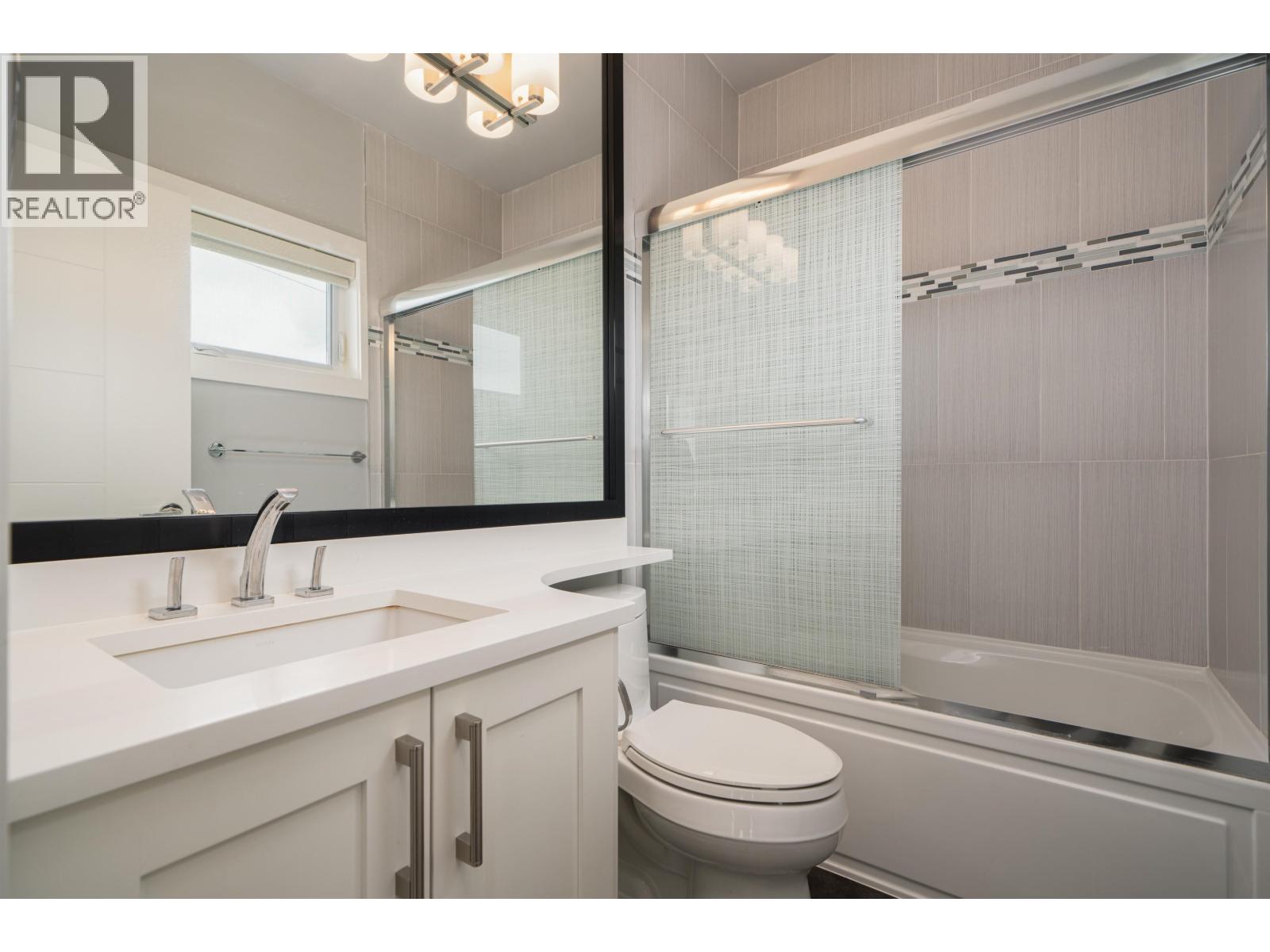 6650 Napier Street, Burnaby, British Columbia  V5B 2C3 - Photo 25 - R3125176