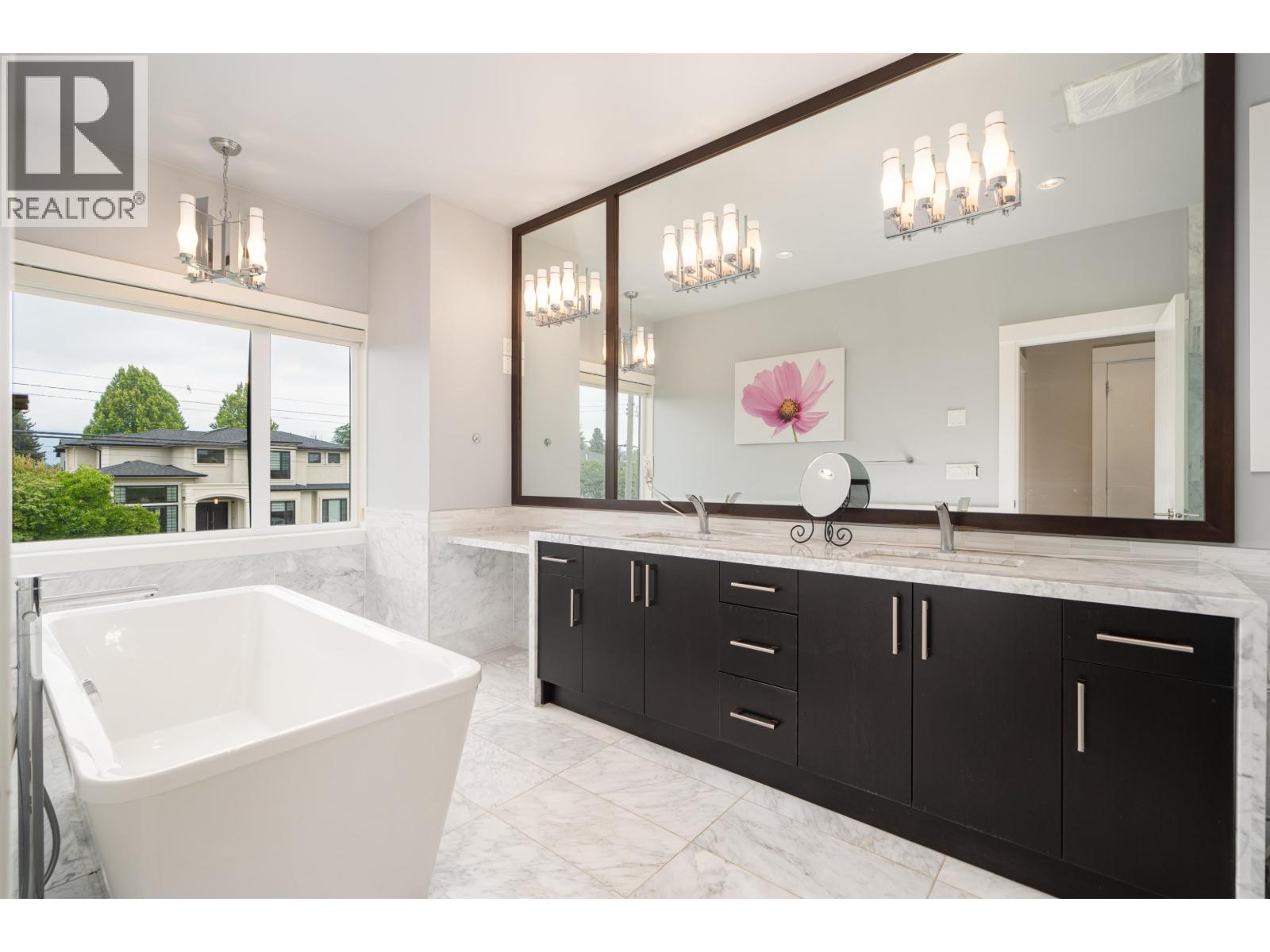 6650 Napier Street, Burnaby, British Columbia  V5B 2C3 - Photo 28 - R3125176
