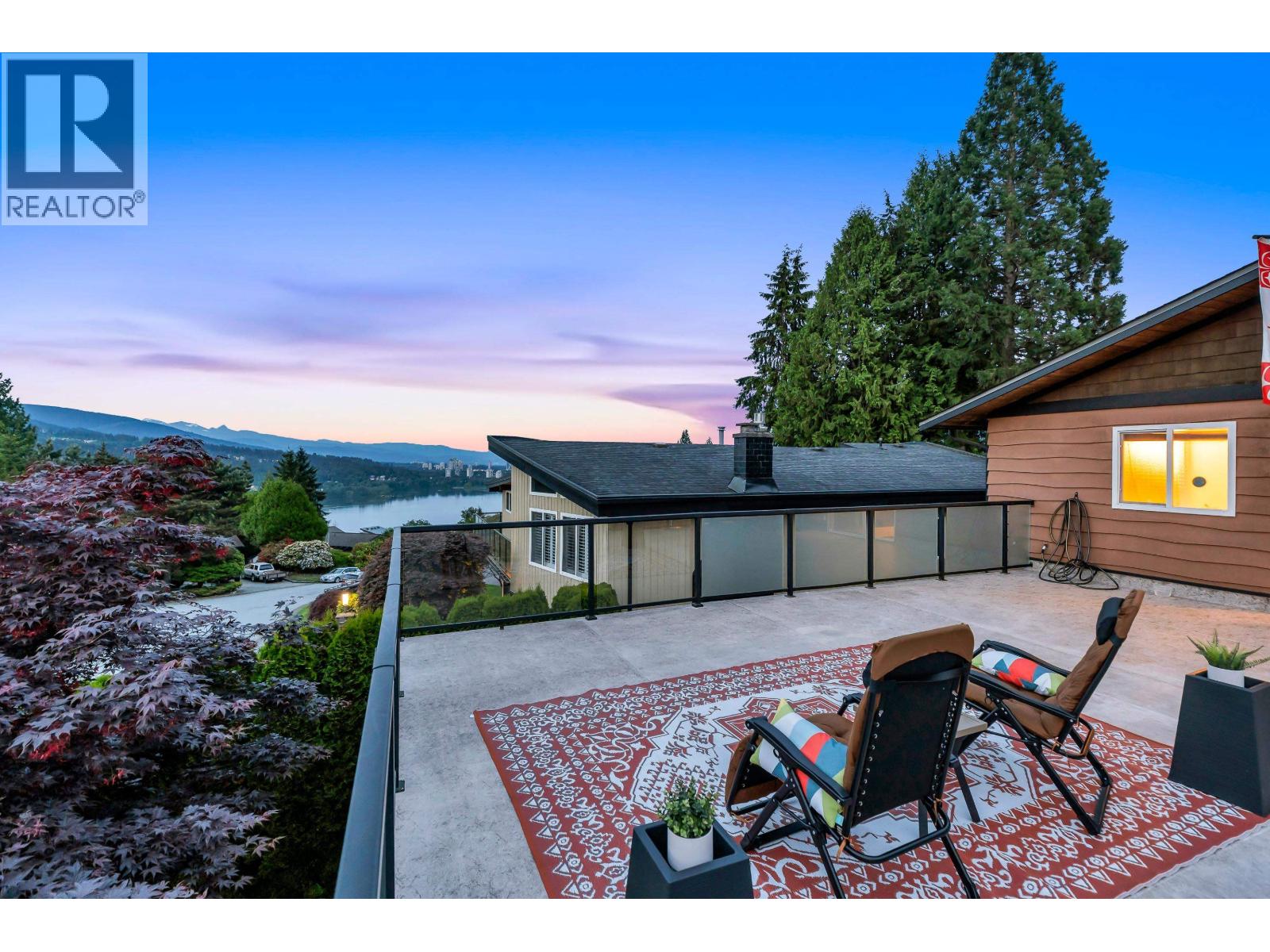 526 Yale Road, Port Moody, British Columbia  V3H 3K3 - Photo 3 - R3125182