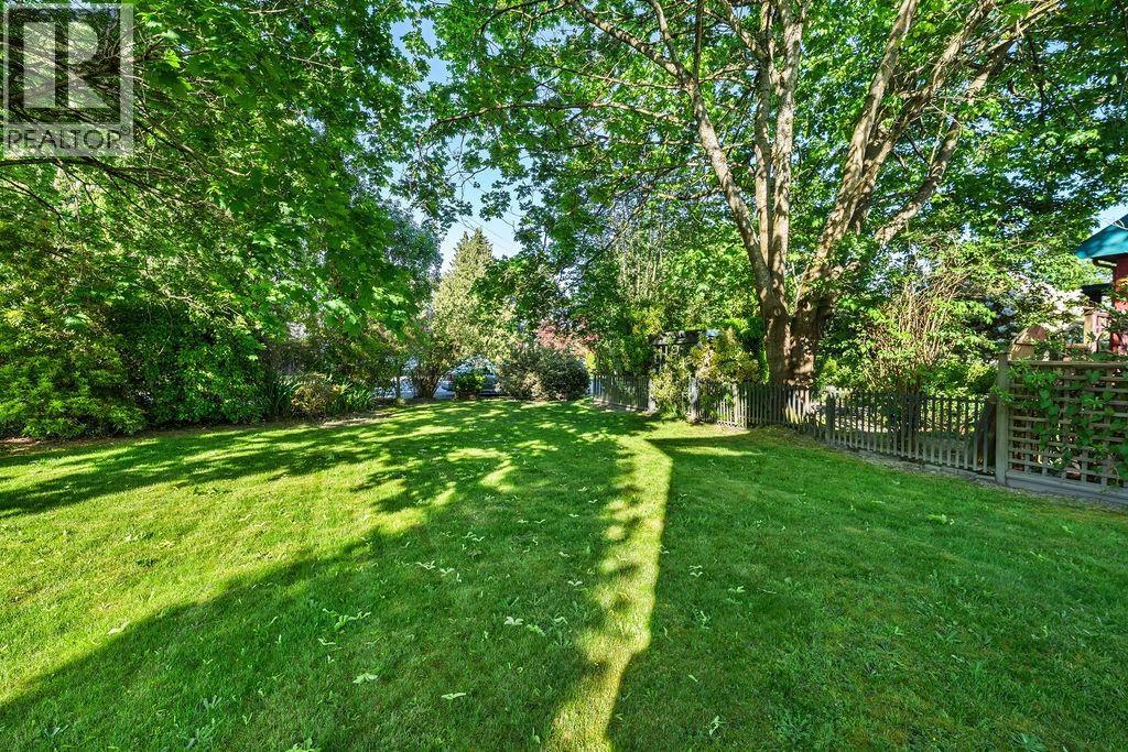 2200 Wellington Crescent, Richmond, British Columbia  V7B 1H1 - Photo 34 - R3125206