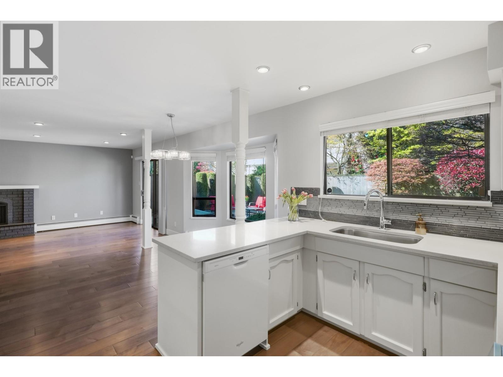 6215 Garnet Drive, Richmond, British Columbia  V7C 4Z8 - Photo 17 - R3125237
