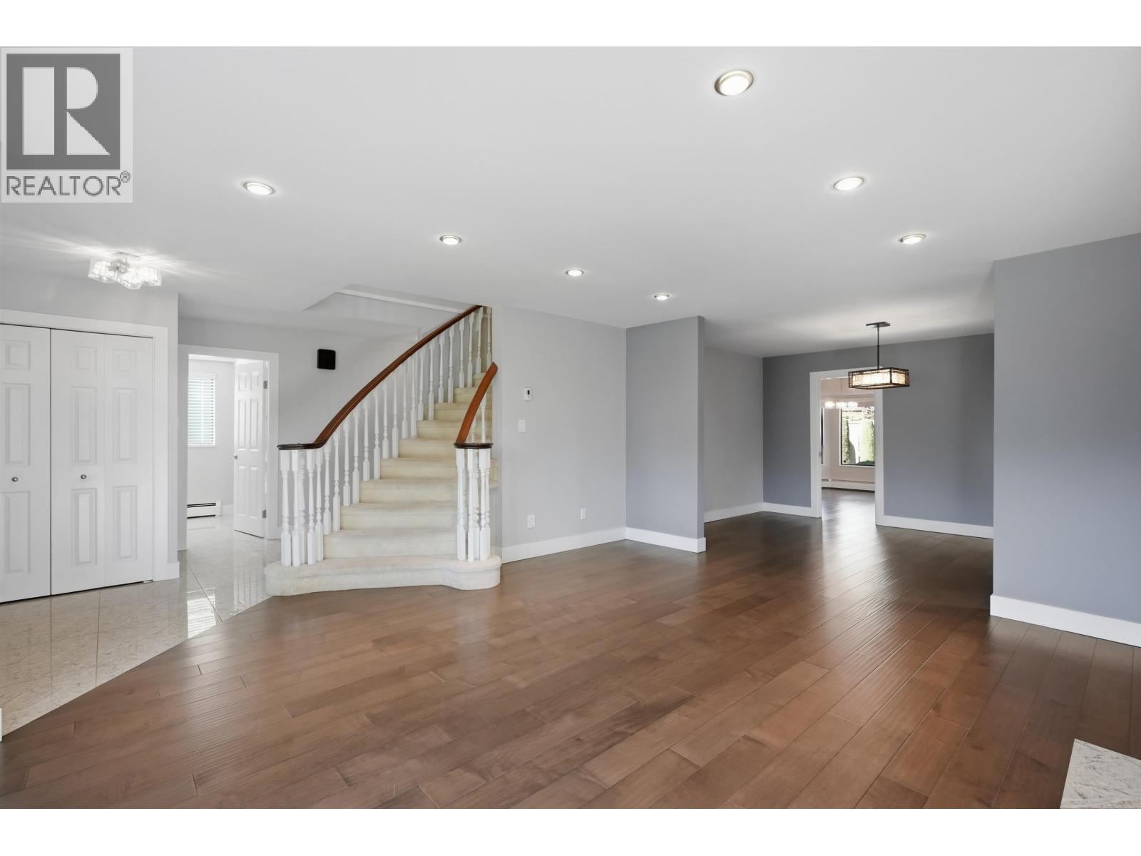6215 Garnet Drive, Richmond, British Columbia  V7C 4Z8 - Photo 6 - R3125237
