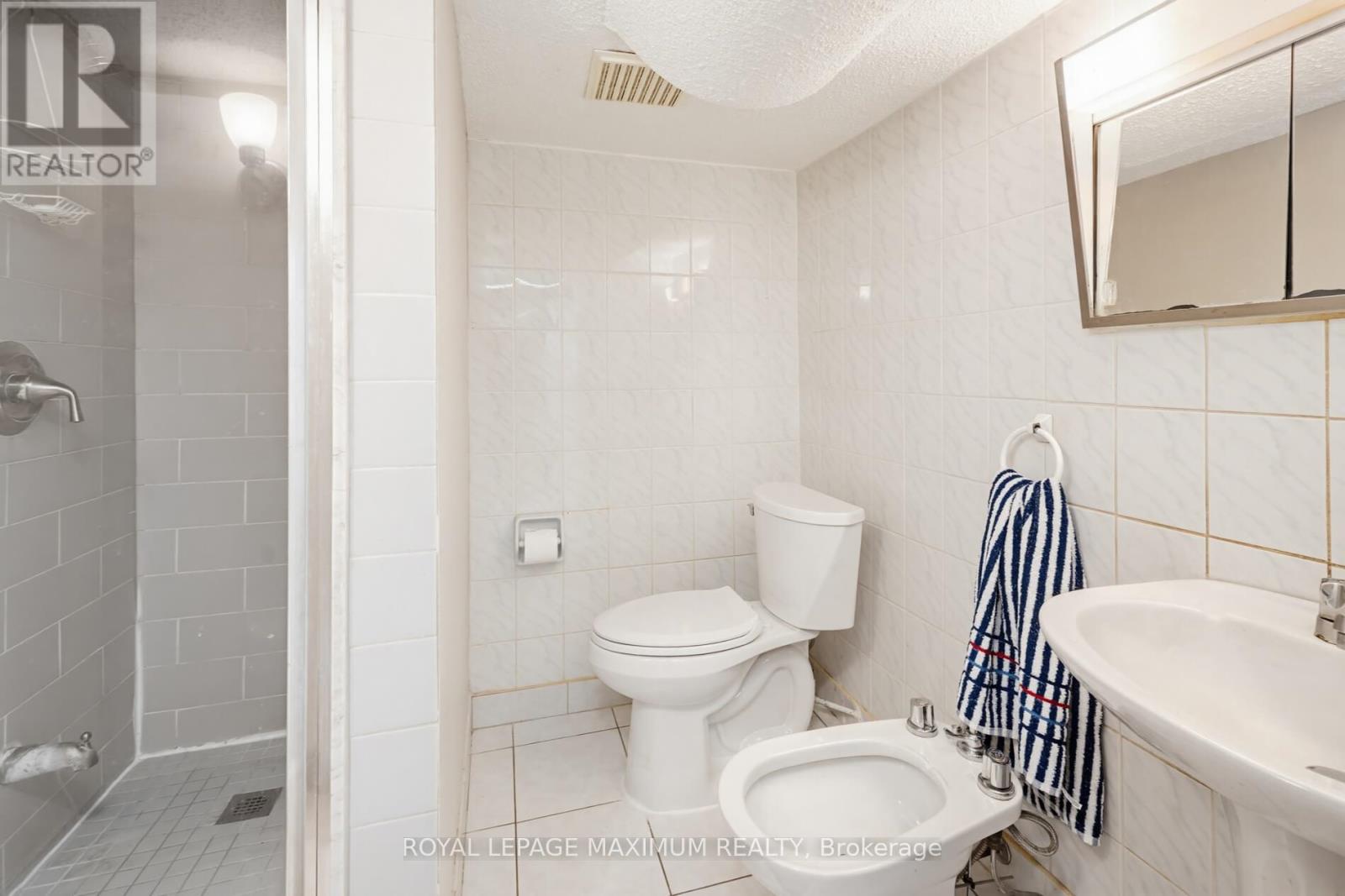 124 Nortonville Drive E, Toronto, Ontario  M1G 2T8 - Photo 35 - E13146710
