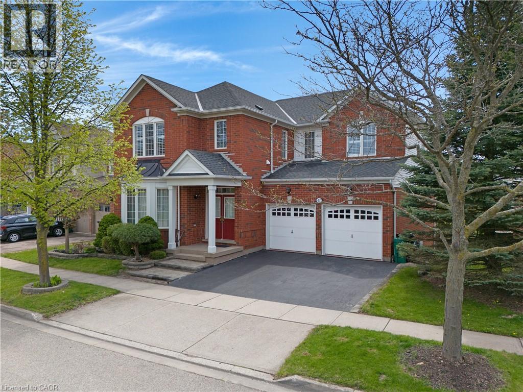 27 Glazebrook Crescent, Cambridge, Ontario  N1T 2H7 - Photo 1 - 40831356