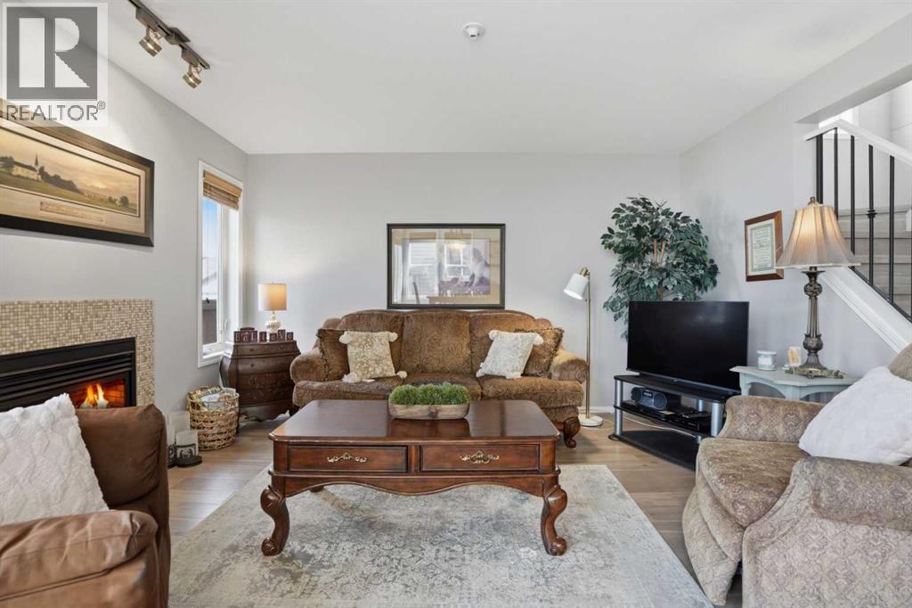 87 Bridlecrest Road SW, Calgary, Alberta  T2Y 5J2 - Photo 13 - A2310166
