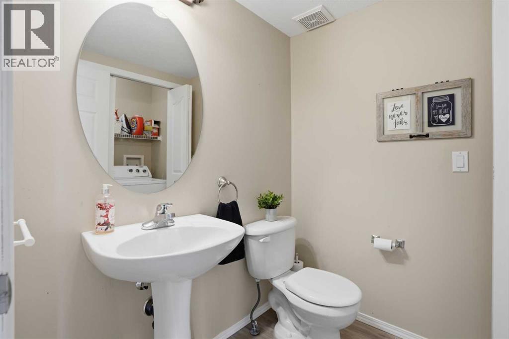 87 Bridlecrest Road SW, Calgary, Alberta  T2Y 5J2 - Photo 6 - A2310166