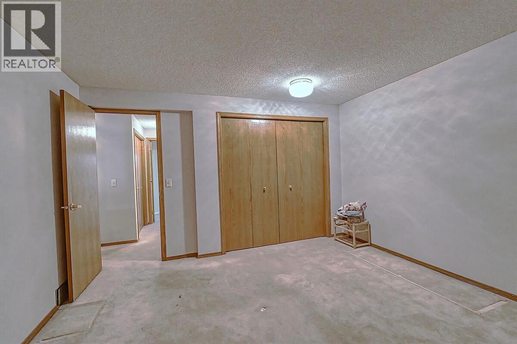 37 Edgepark Villas NW, Calgary, Alberta  T3A 3S2 - Photo 27 - A2310275