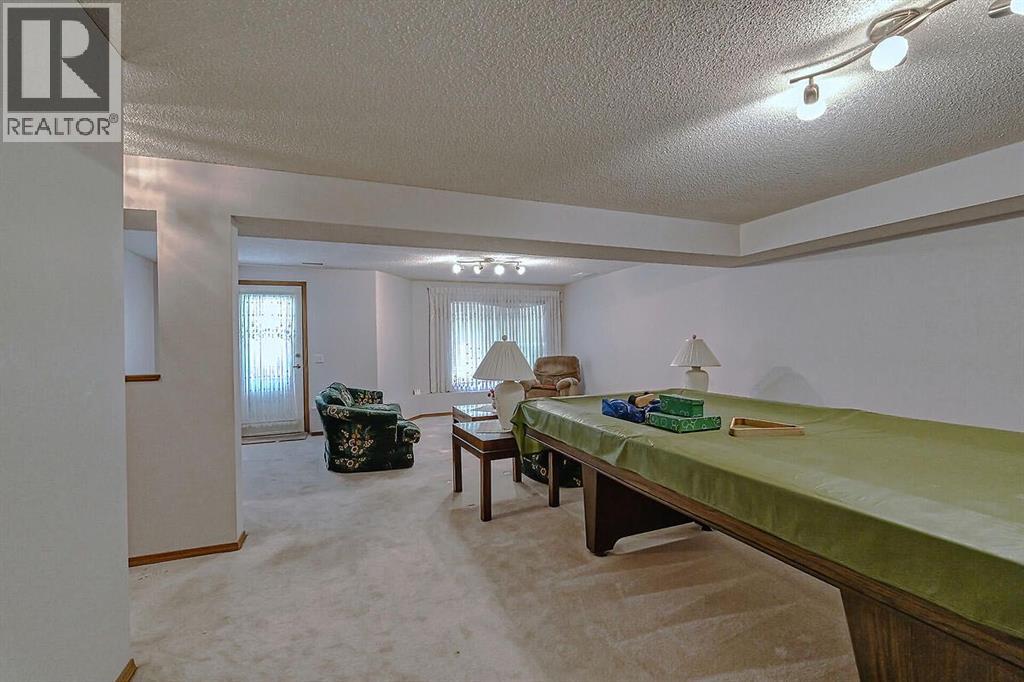 37 Edgepark Villas NW, Calgary, Alberta  T3A 3S2 - Photo 25 - A2310275