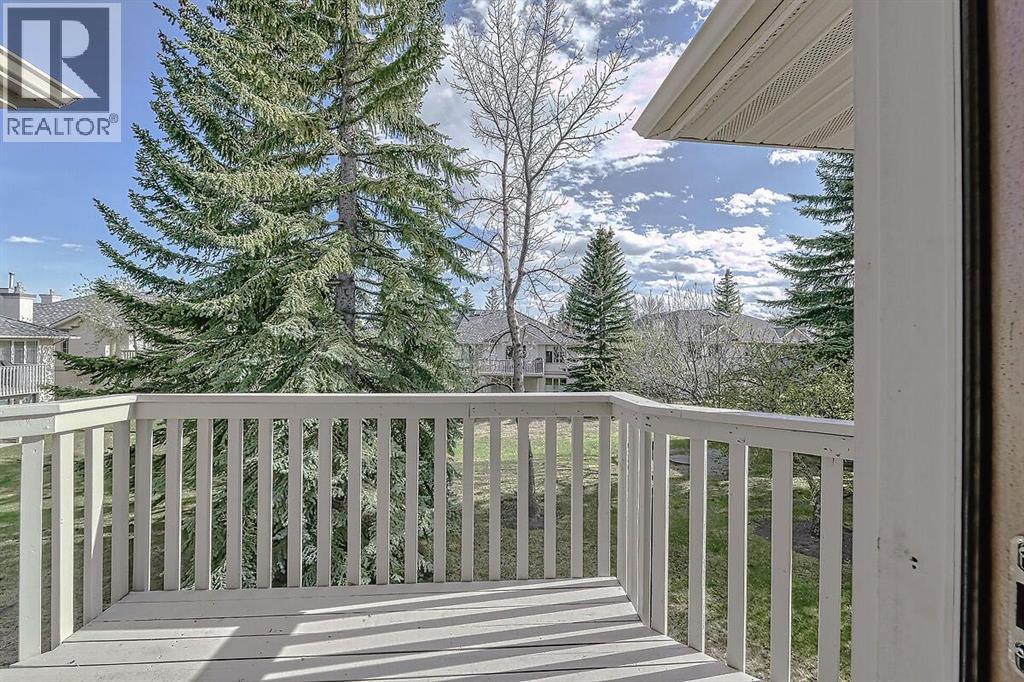 37 Edgepark Villas NW, Calgary, Alberta  T3A 3S2 - Photo 12 - A2310275