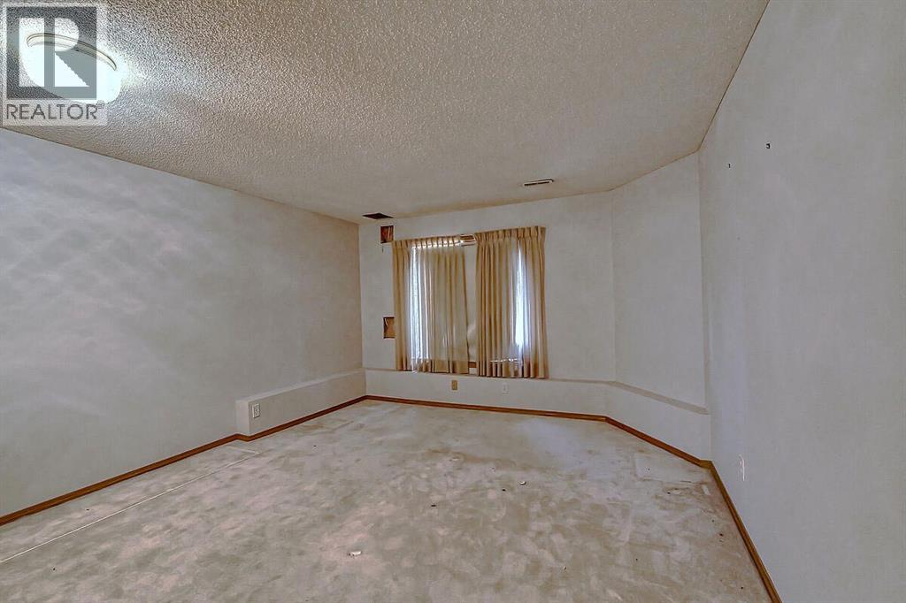 37 Edgepark Villas NW, Calgary, Alberta  T3A 3S2 - Photo 26 - A2310275