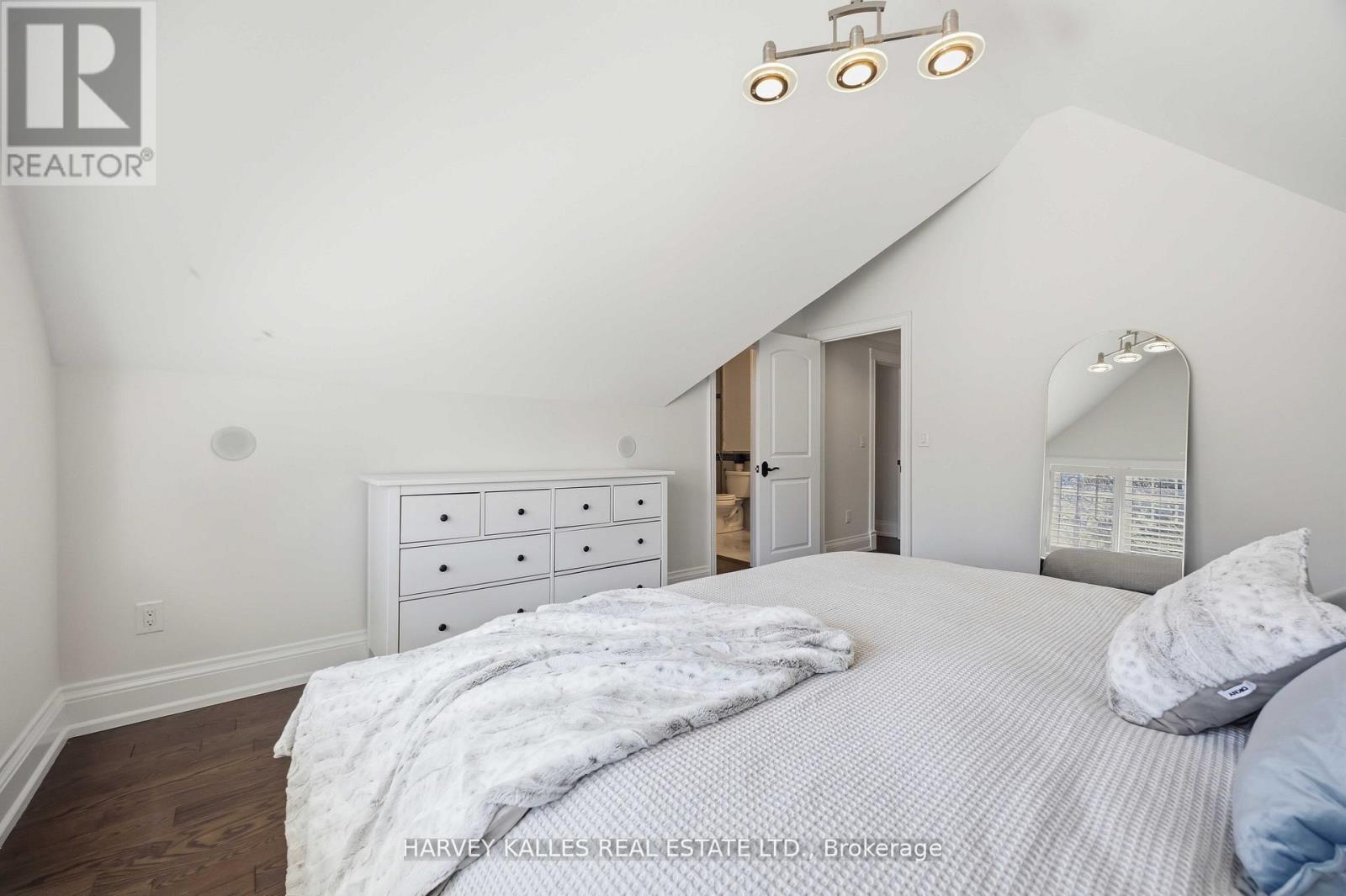 27 Ashley Park Road, Toronto, Ontario  M9A 4C9 - Photo 24 - W13146672