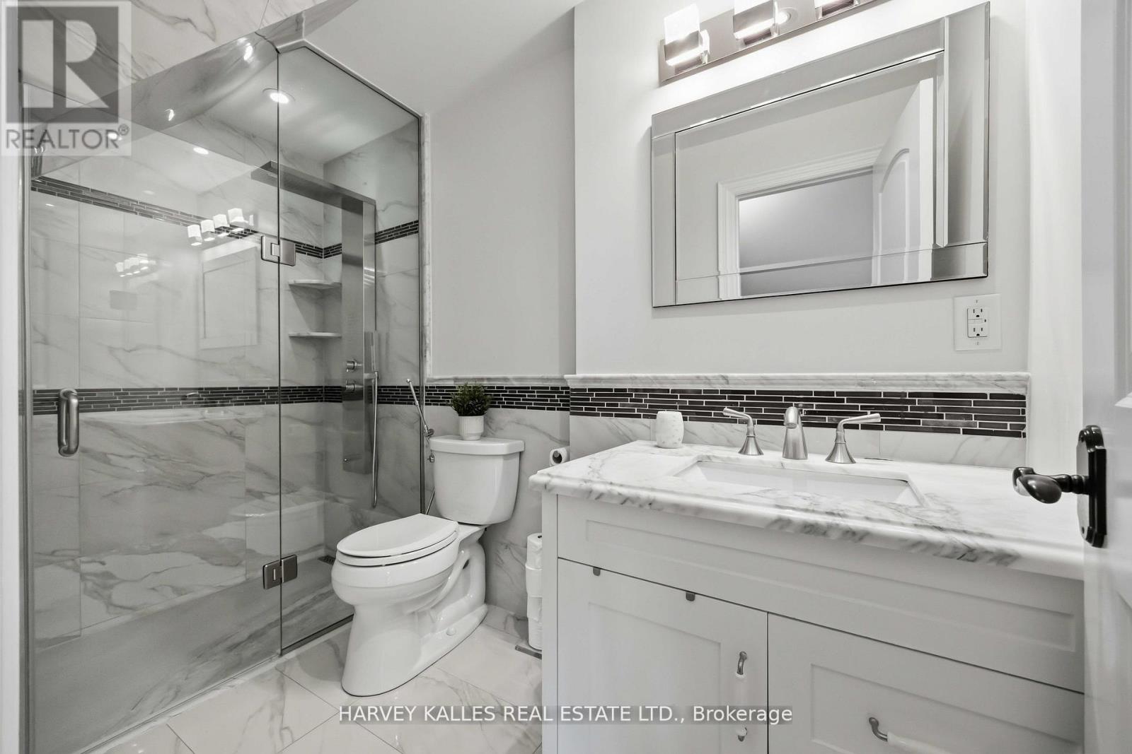 27 Ashley Park Road, Toronto, Ontario  M9A 4C9 - Photo 25 - W13146672