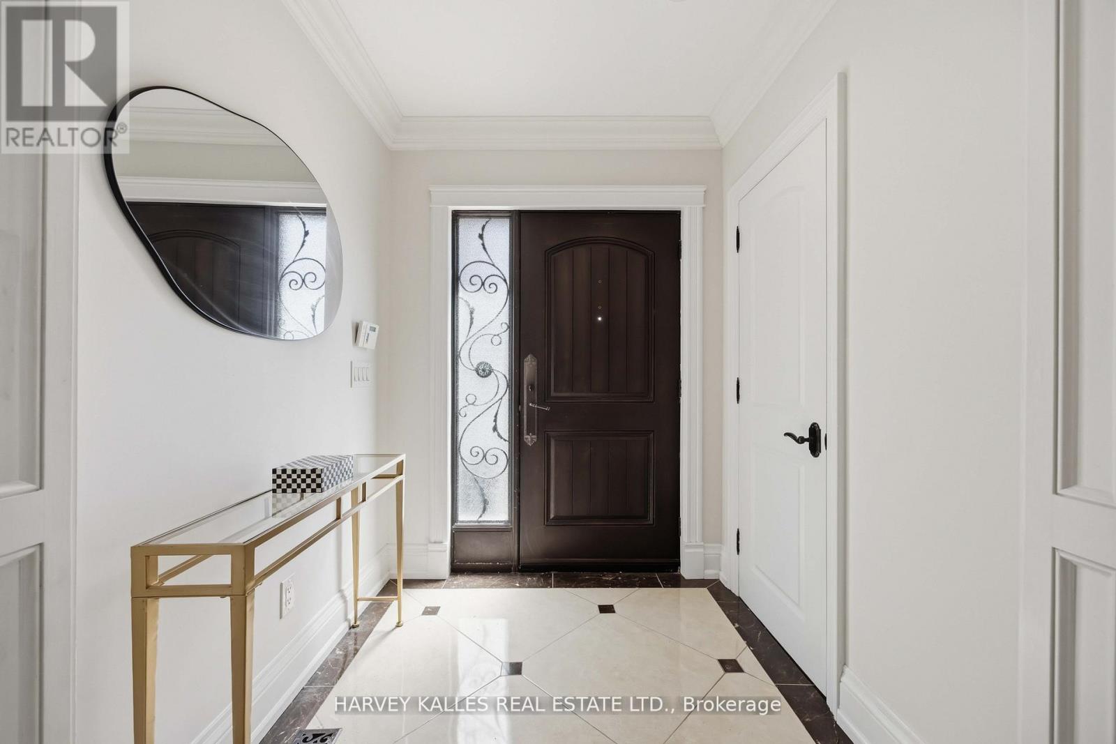 27 Ashley Park Road, Toronto, Ontario  M9A 4C9 - Photo 7 - W13146672