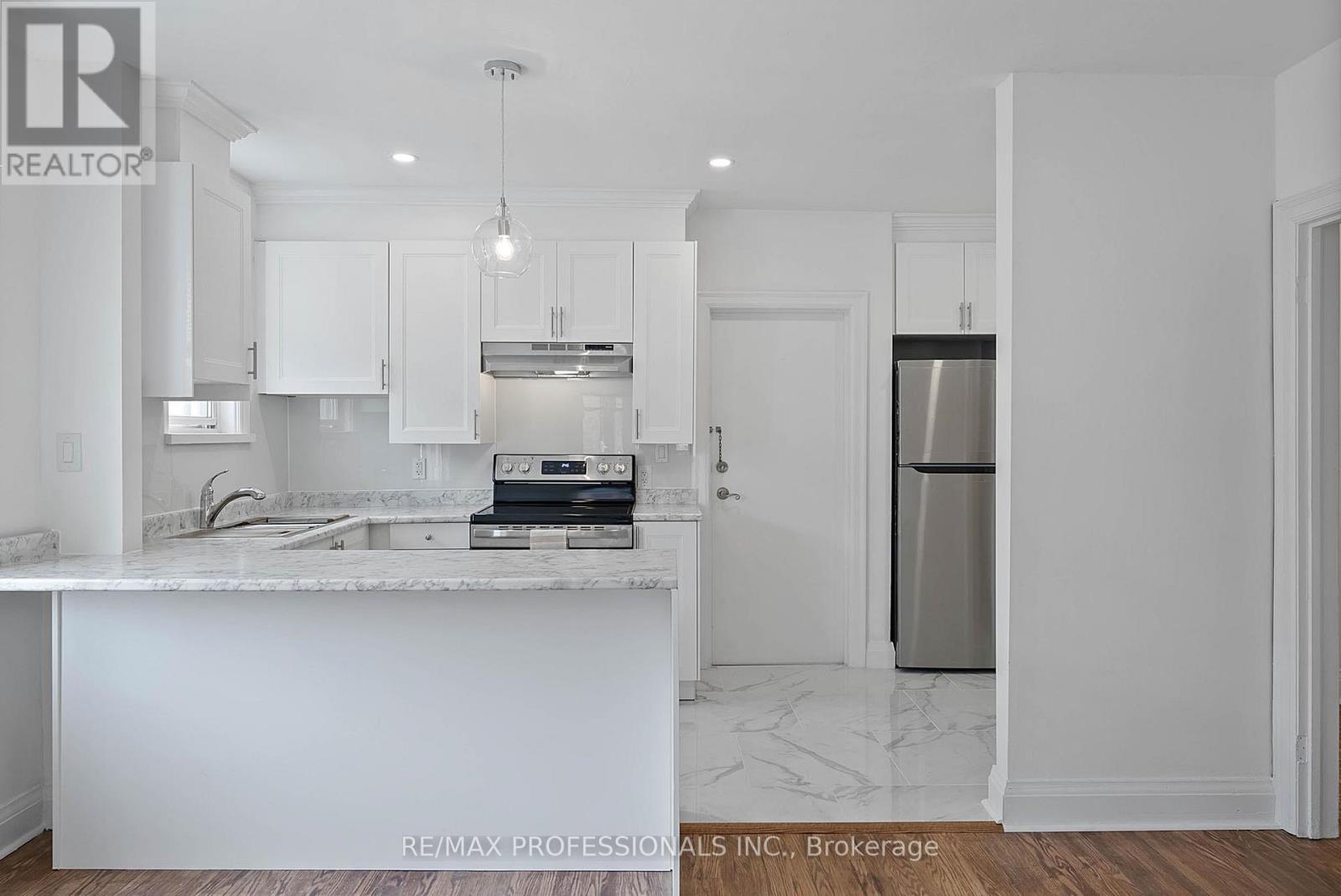 Main - 308 Jane Street, Toronto, Ontario  M6S 3Z4 - Photo 12 - W13146682