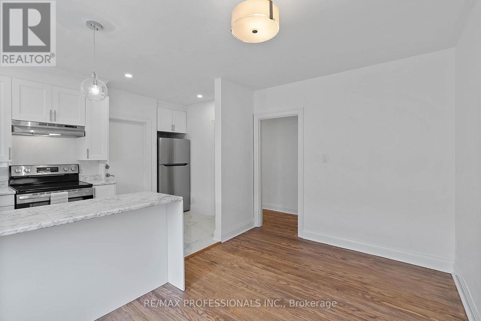 Main - 308 Jane Street, Toronto, Ontario  M6S 3Z4 - Photo 13 - W13146682