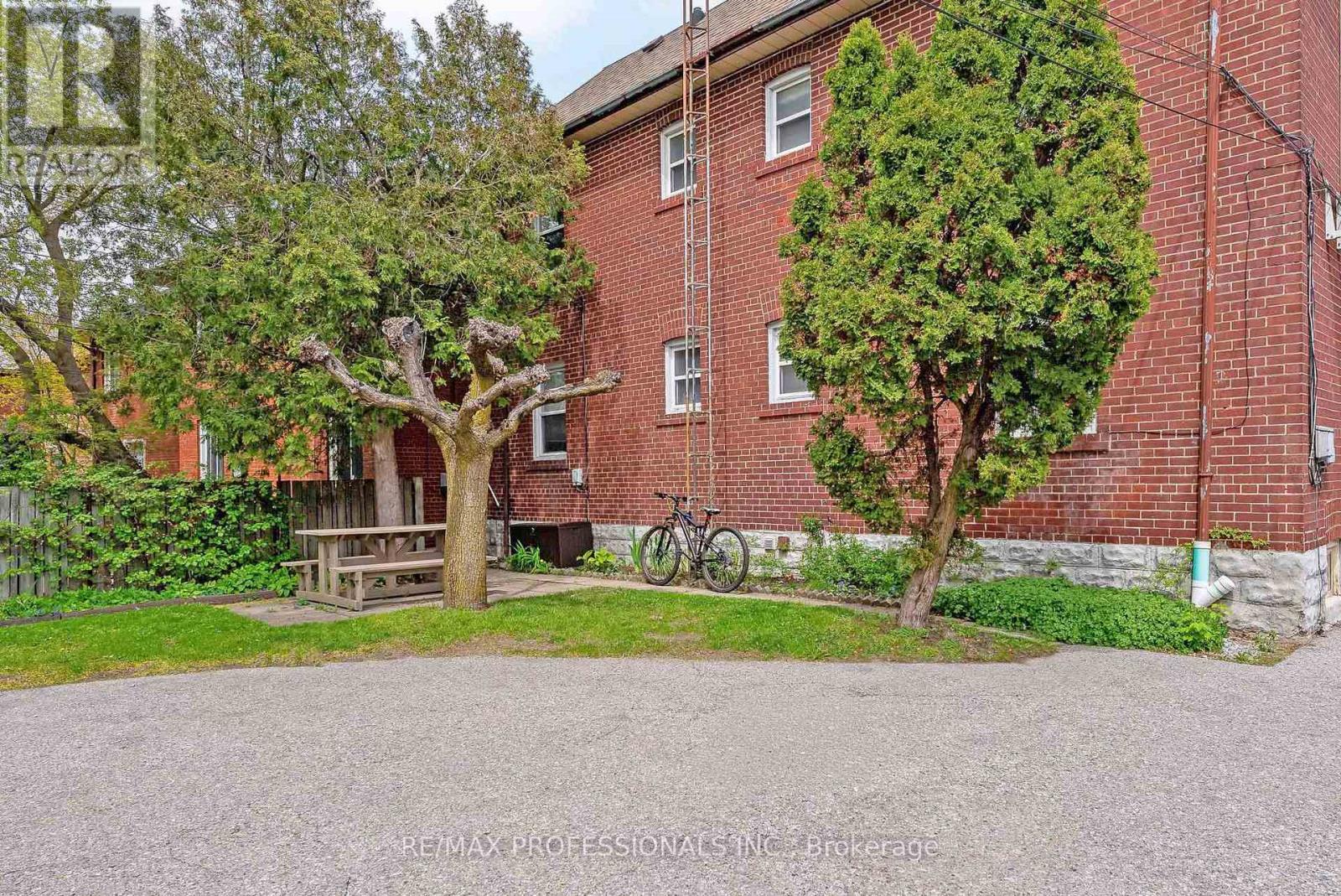 Main - 308 Jane Street, Toronto, Ontario  M6S 3Z4 - Photo 21 - W13146682