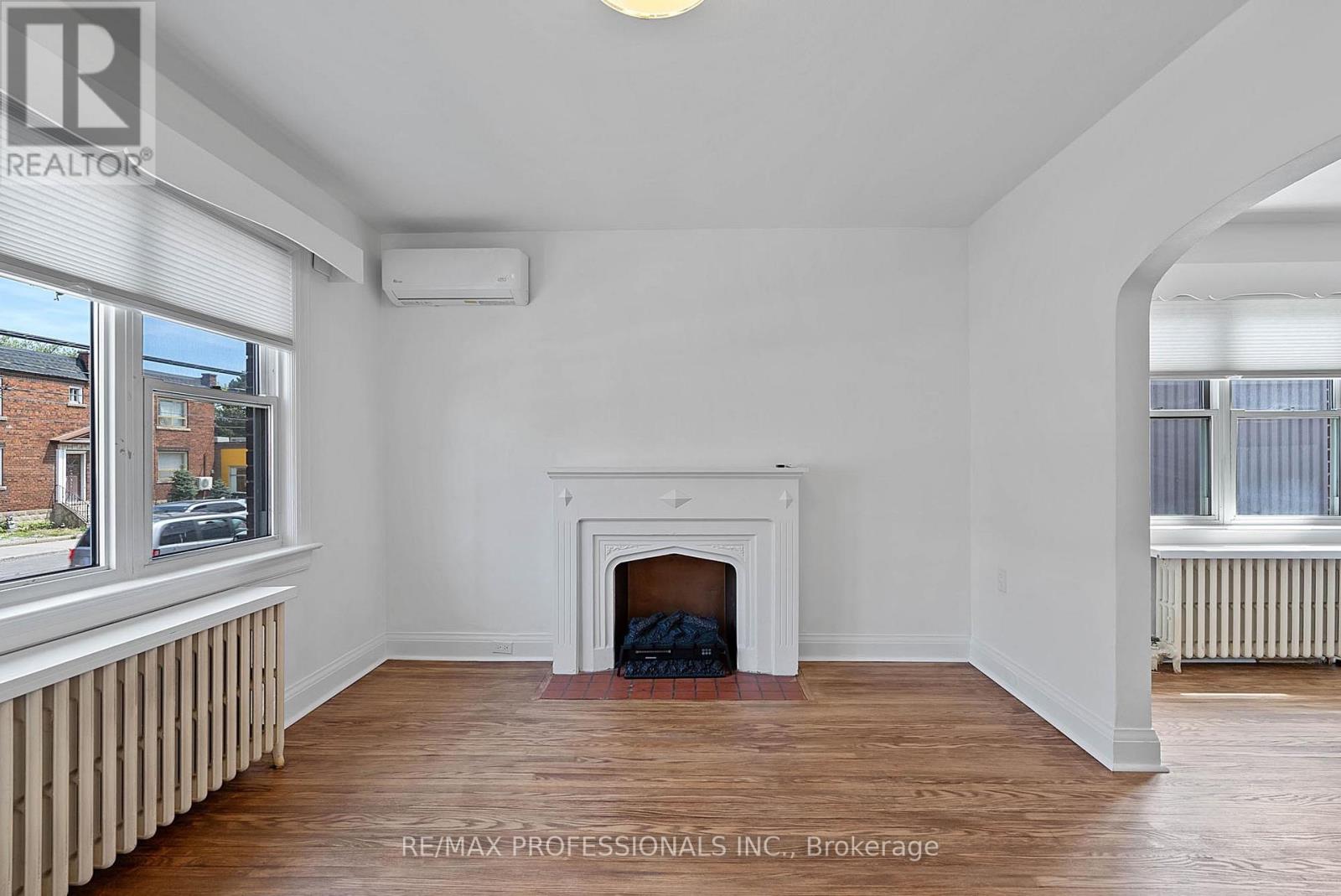 Main - 308 Jane Street, Toronto, Ontario  M6S 3Z4 - Photo 5 - W13146682