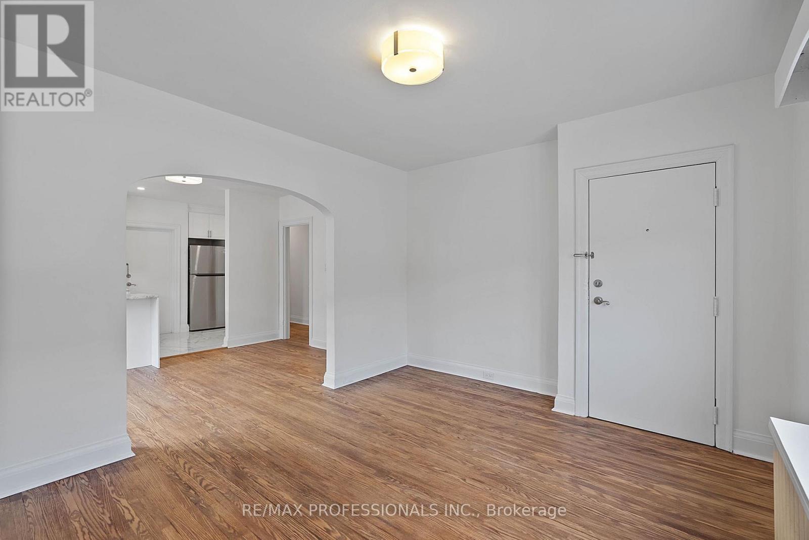 Main - 308 Jane Street, Toronto, Ontario  M6S 3Z4 - Photo 7 - W13146682
