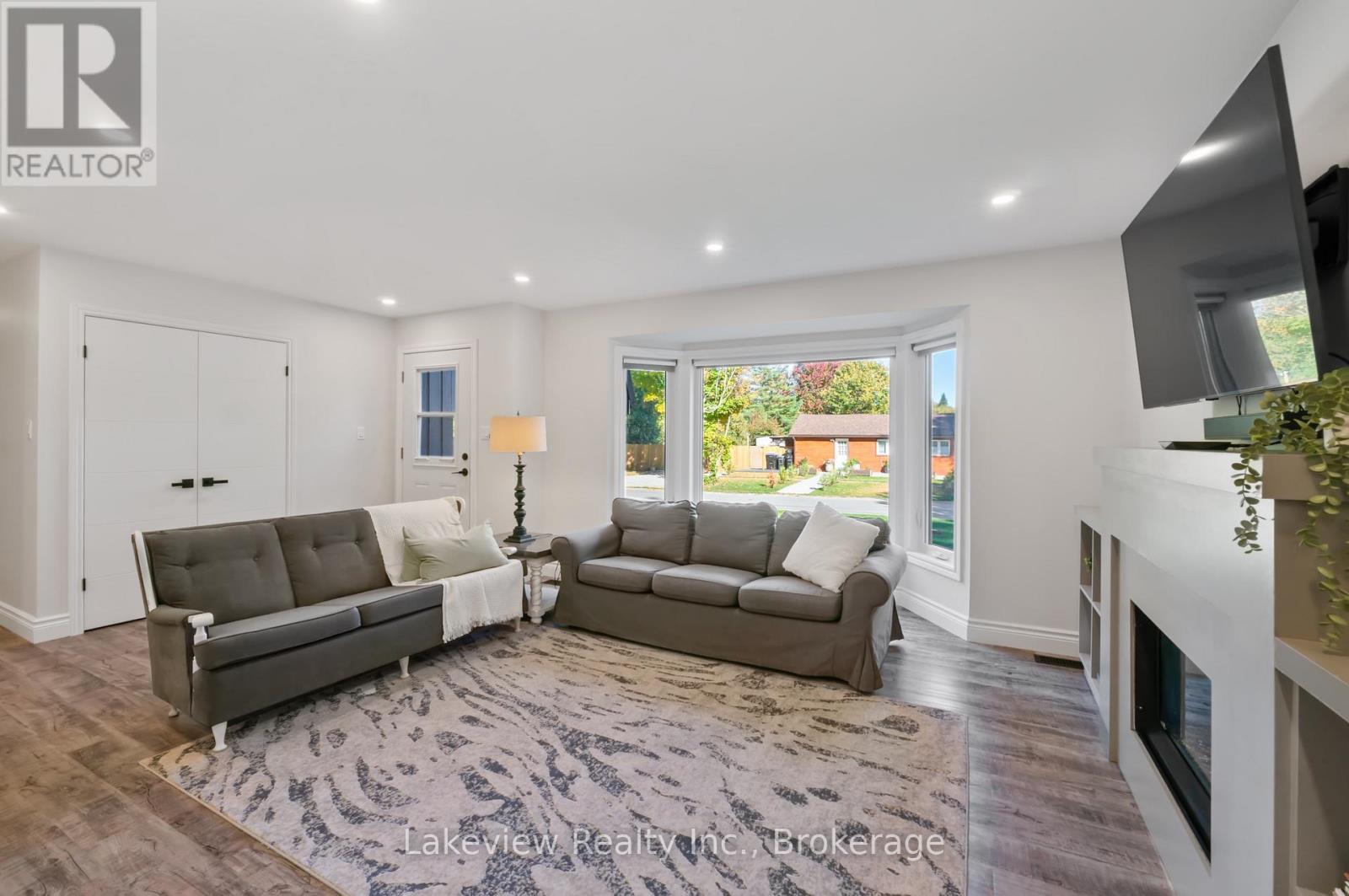 3914 Rosemary Lane W, Innisfil, Ontario  L9S 2L6 - Photo 17 - N12682670