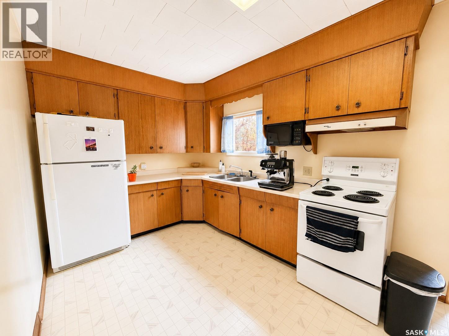 828 I Avenue S, Saskatoon, Saskatchewan  S7M 1Z3 - Photo 6 - SK036455