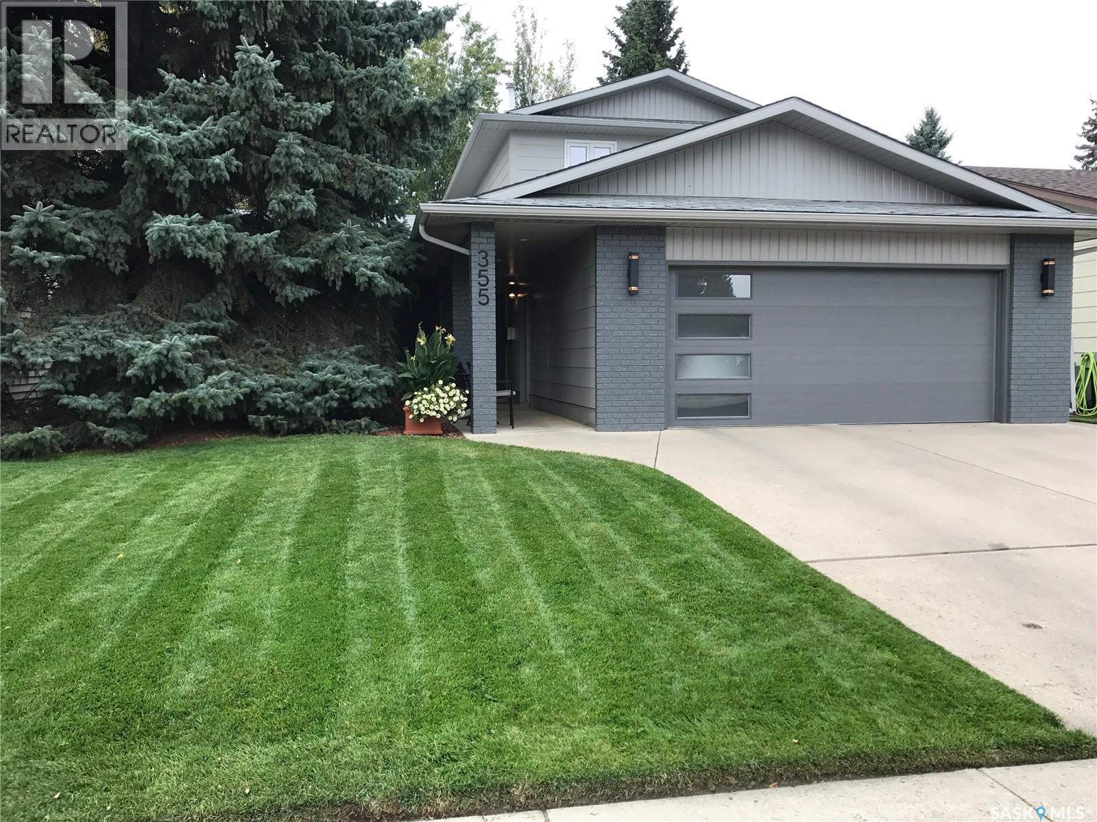 355 Ball CRESCENT, Saskatoon, Saskatchewan