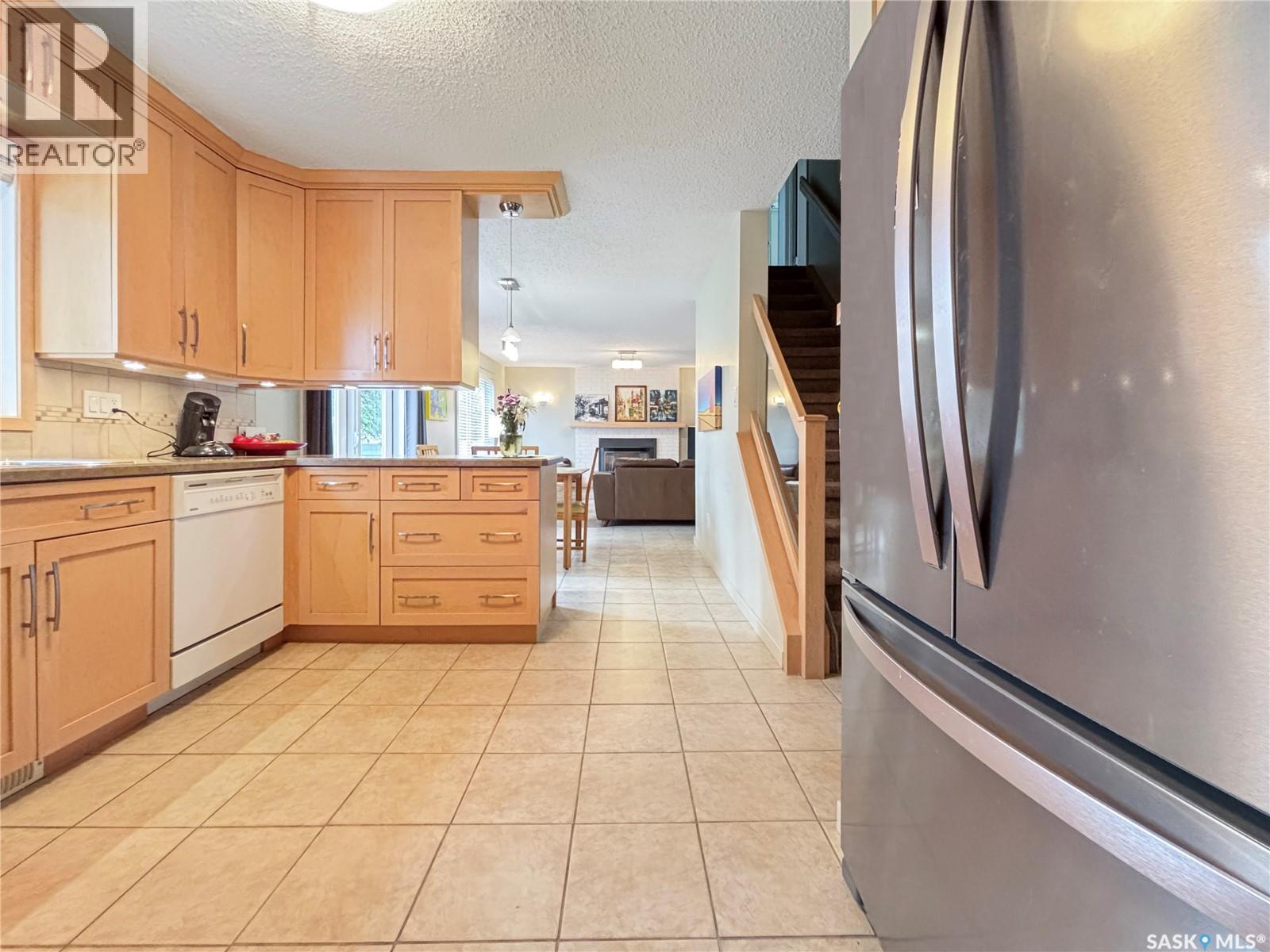 355 Ball Crescent, Saskatoon, Saskatchewan  S7K 6E3 - Photo 7 - SK036450