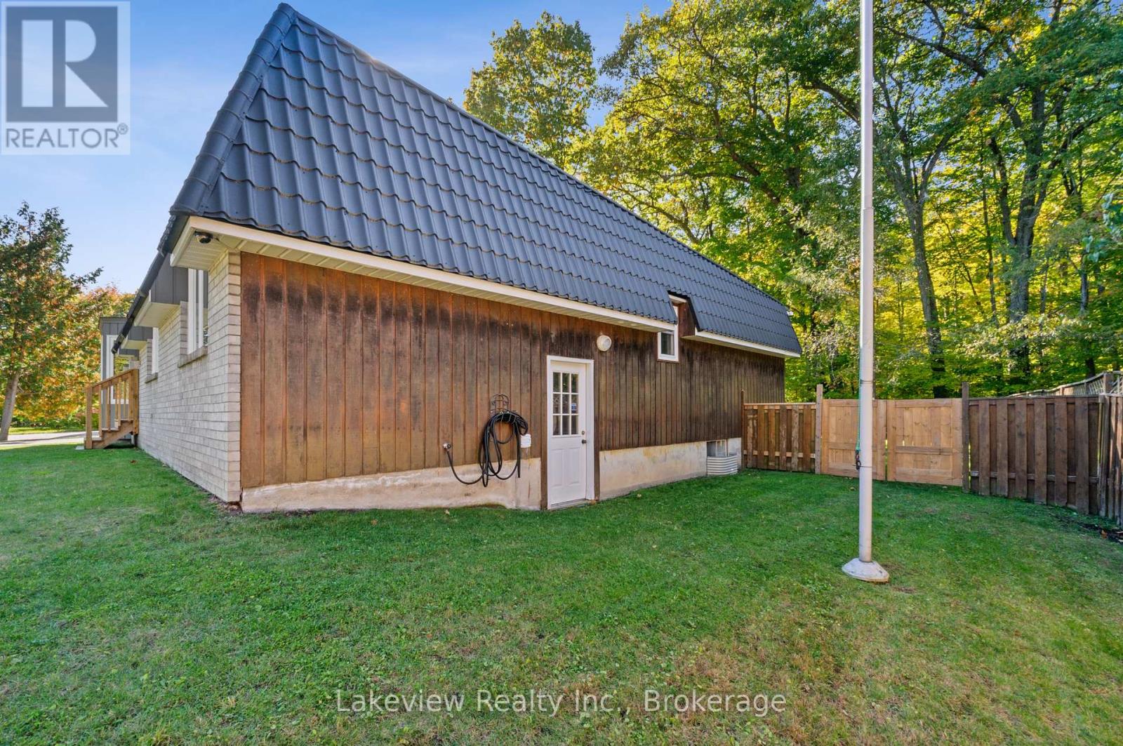 3914 Rosemary Lane W, Innisfil, Ontario  L9S 2L6 - Photo 5 - N12682670