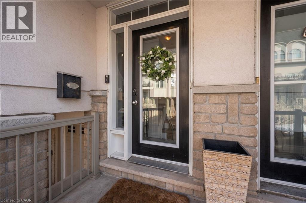 2458 Scholars Common, Burlington, Ontario  L7P 2W2 - Photo 2 - 40822633