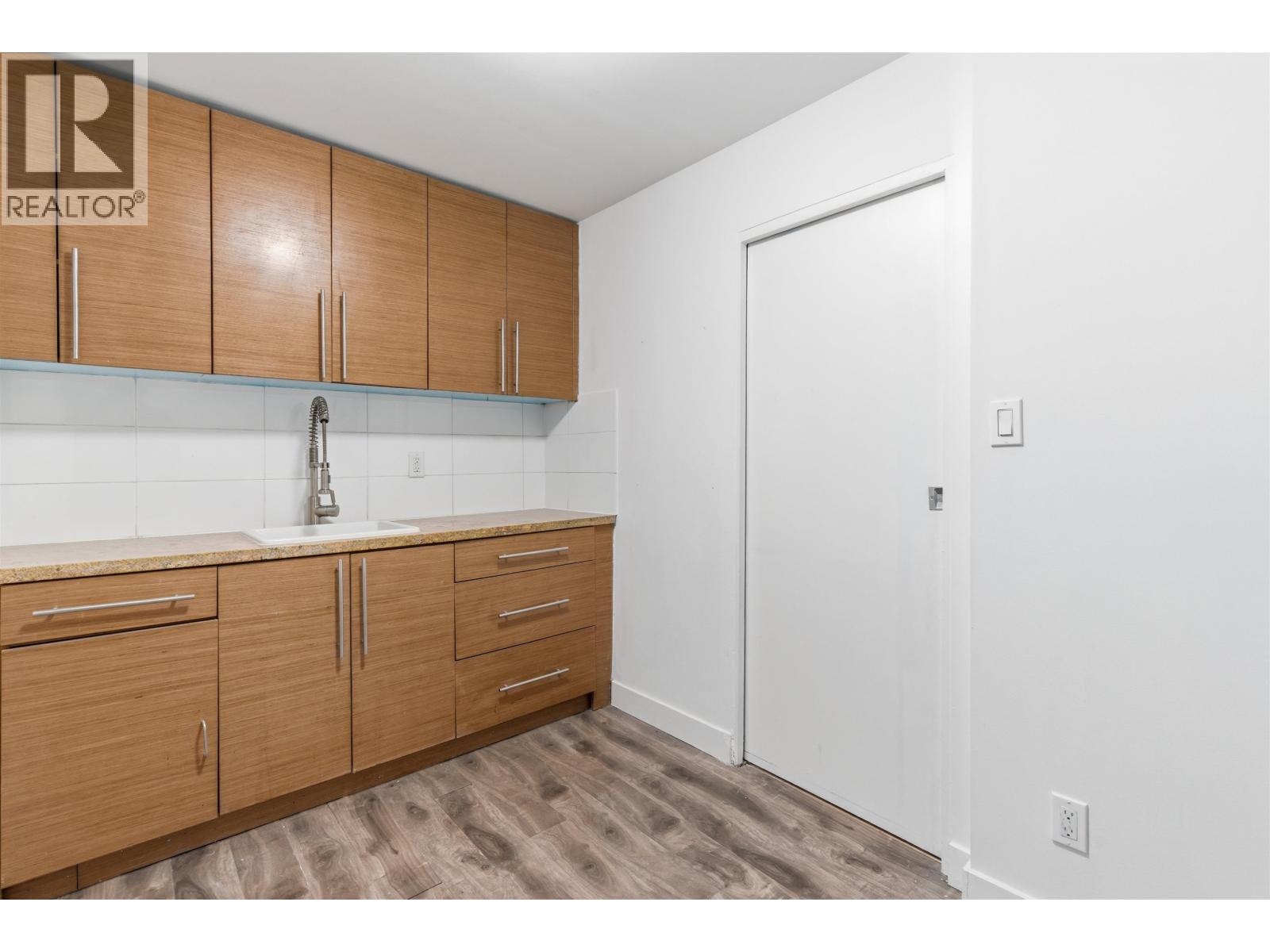 128 Lonsdale Avenue, North Vancouver, British Columbia V7M 2E8 - Photo 25 - C8077504
