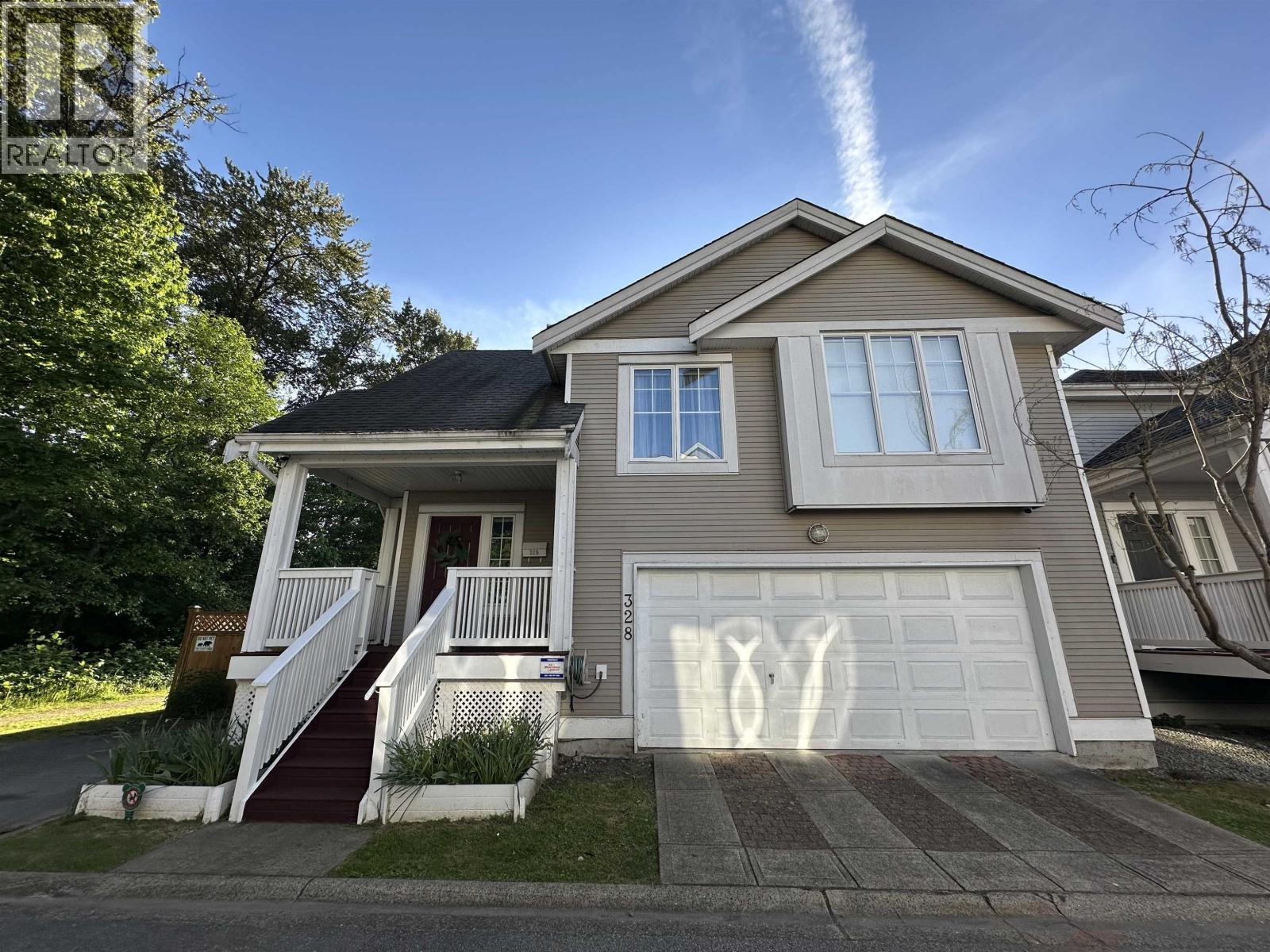 328 3000 Riverbend Drive, Coquitlam, British Columbia  V3C 6R1 - Photo 2 - R3123801