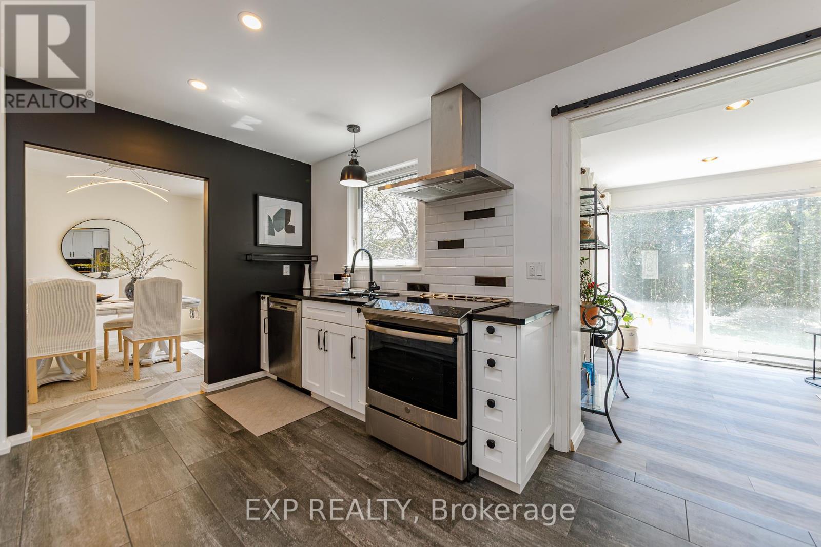1836 Lorraine Avenue, Ottawa, Ontario  K1H 6Z8 - Photo 13 - X13146734