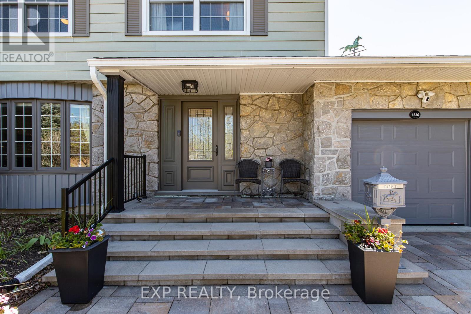 1836 Lorraine Avenue, Ottawa, Ontario  K1H 6Z8 - Photo 2 - X13146734