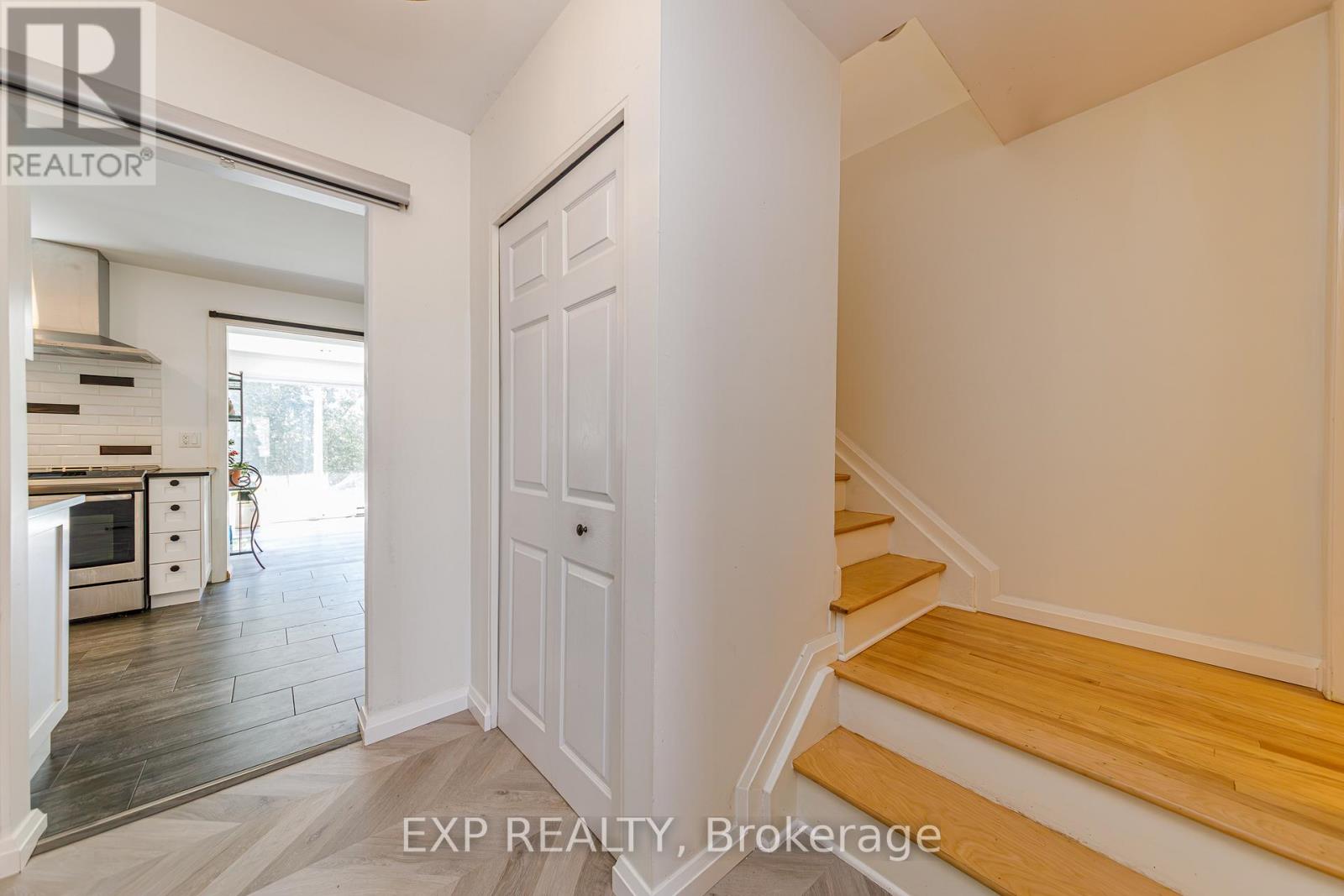 1836 Lorraine Avenue, Ottawa, Ontario  K1H 6Z8 - Photo 4 - X13146734