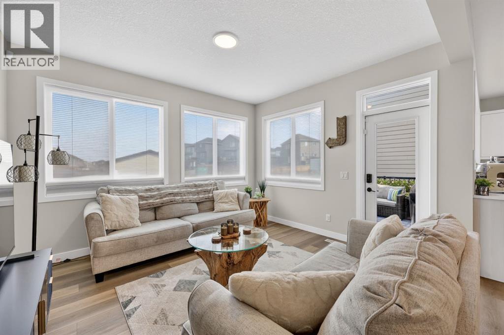19 Legacy Reach View SE, Calgary, Alberta  T2X 4T6 - Photo 9 - A2311085