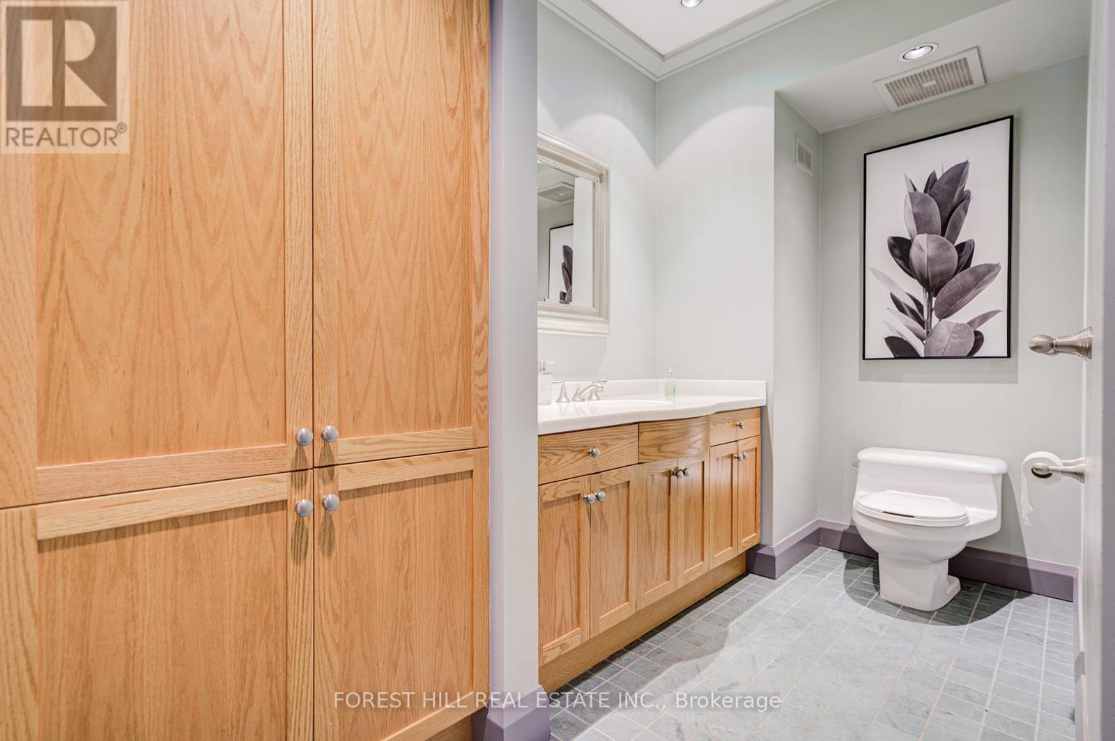 1381 Lorne Park Road, Mississauga, Ontario  L5H 3B2 - Photo 18 - W13146334