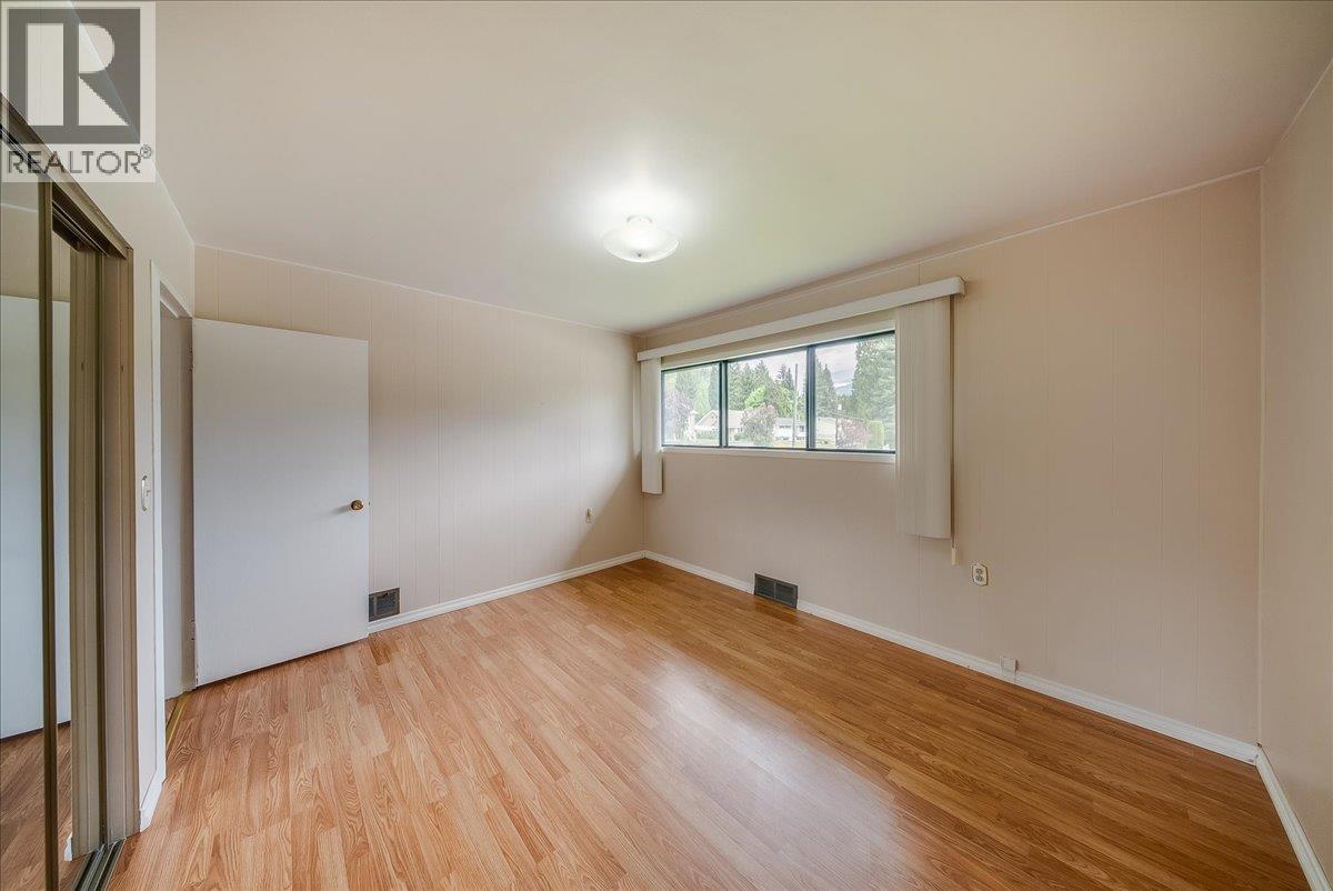 665 6 Street, Montrose, British Columbia  V0G 1P0 - Photo 32 - 10386909