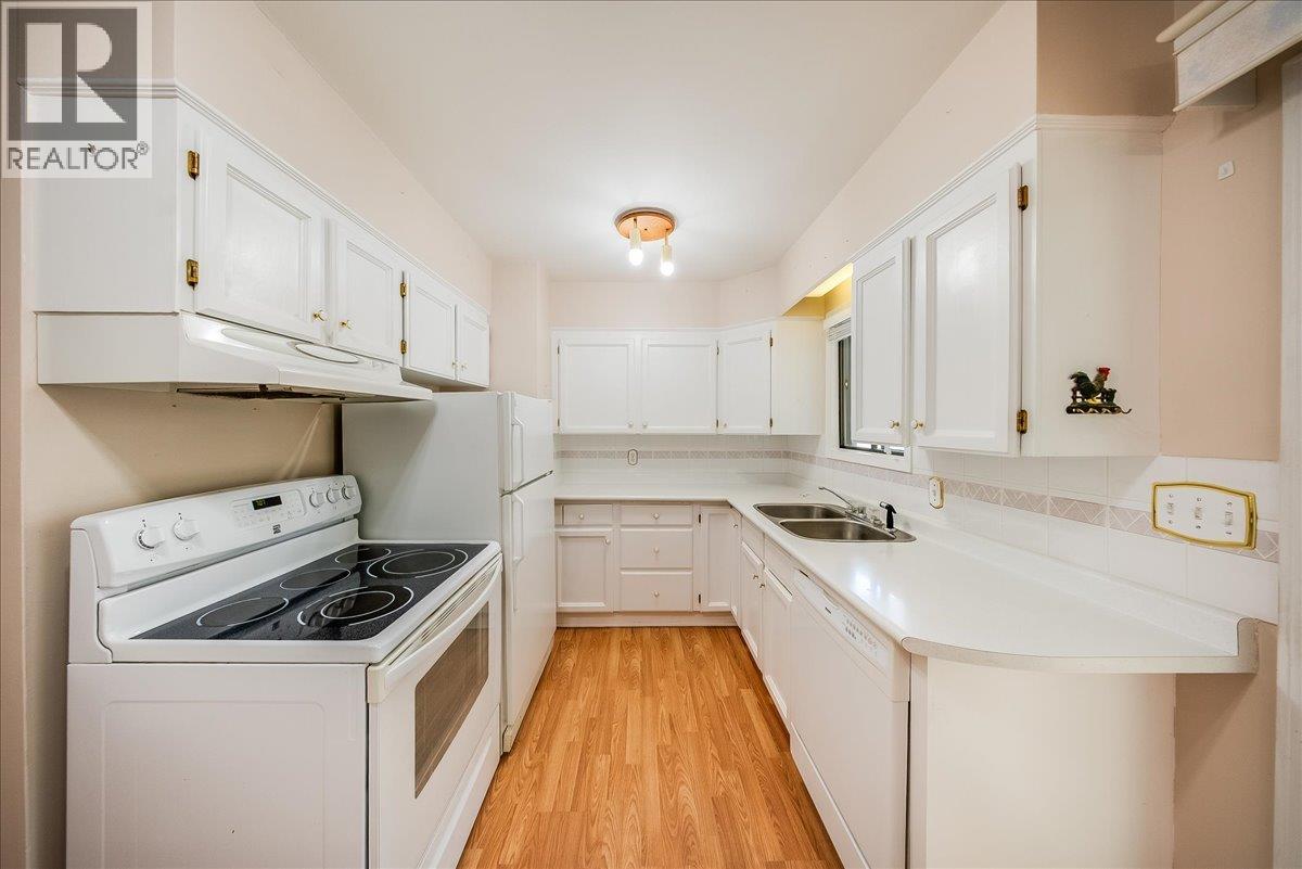 665 6 Street, Montrose, British Columbia  V0G 1P0 - Photo 34 - 10386909