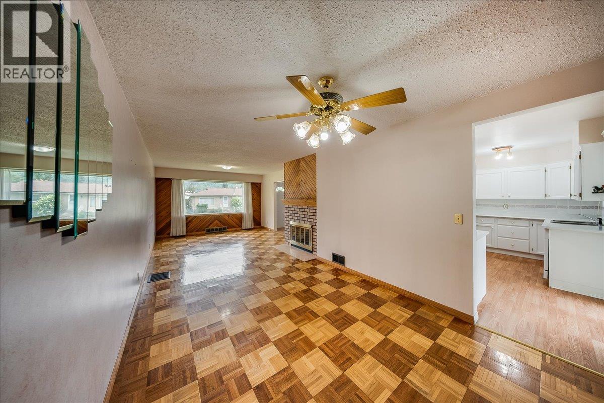 665 6 Street, Montrose, British Columbia  V0G 1P0 - Photo 41 - 10386909