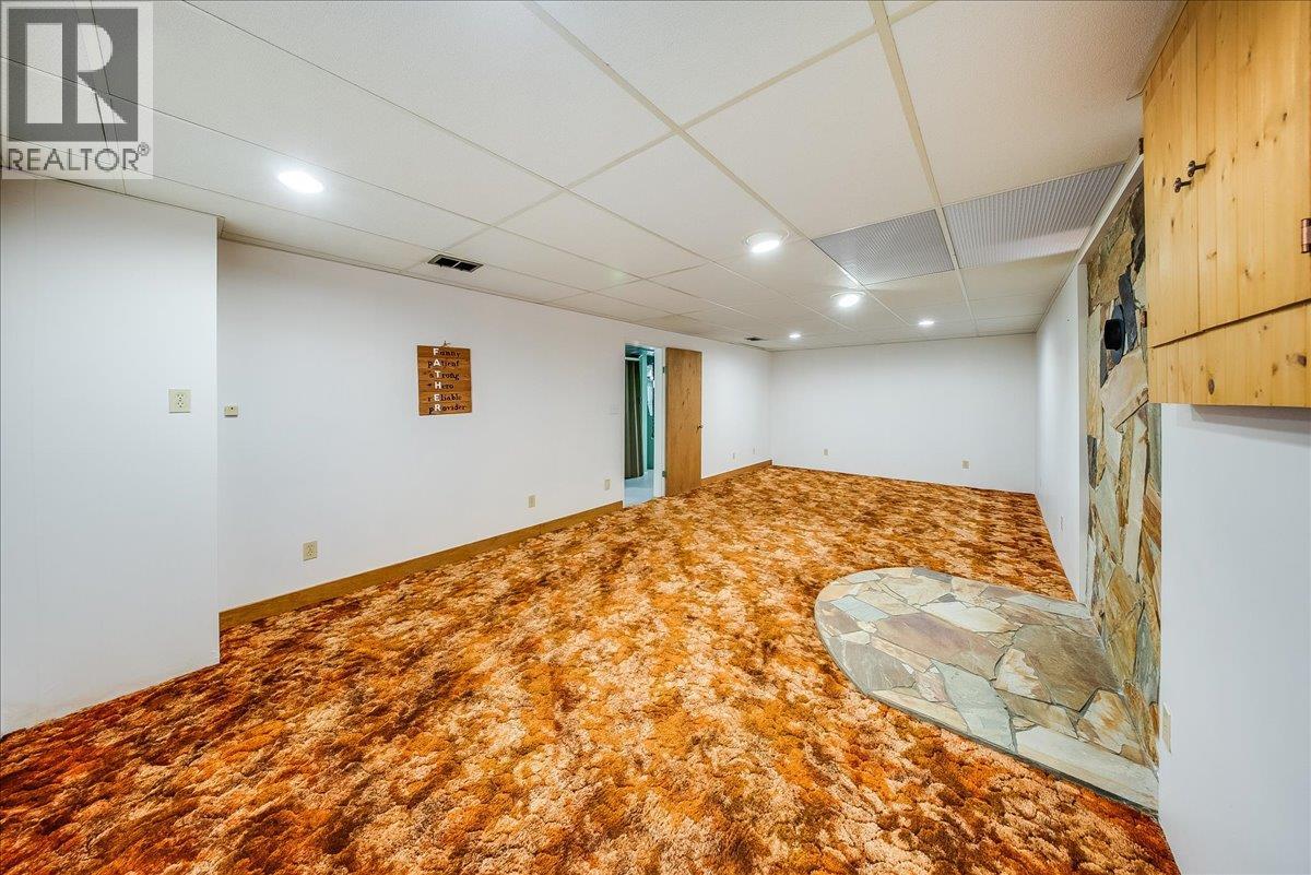 665 6 Street, Montrose, British Columbia  V0G 1P0 - Photo 57 - 10386909