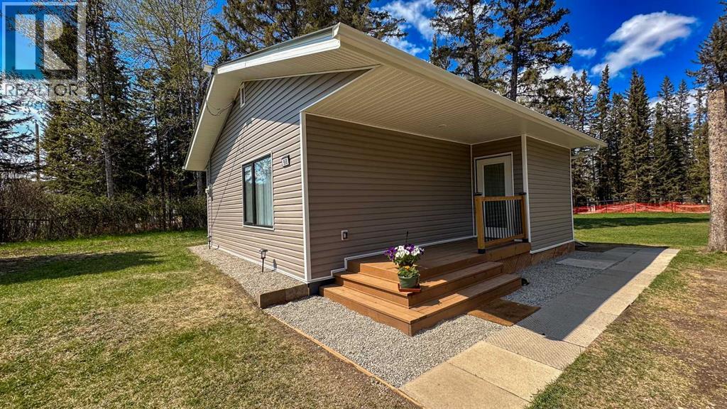 968 1 Avenue NE, Sundre, Alberta  T0M 1X0 - Photo 37 - A2312697