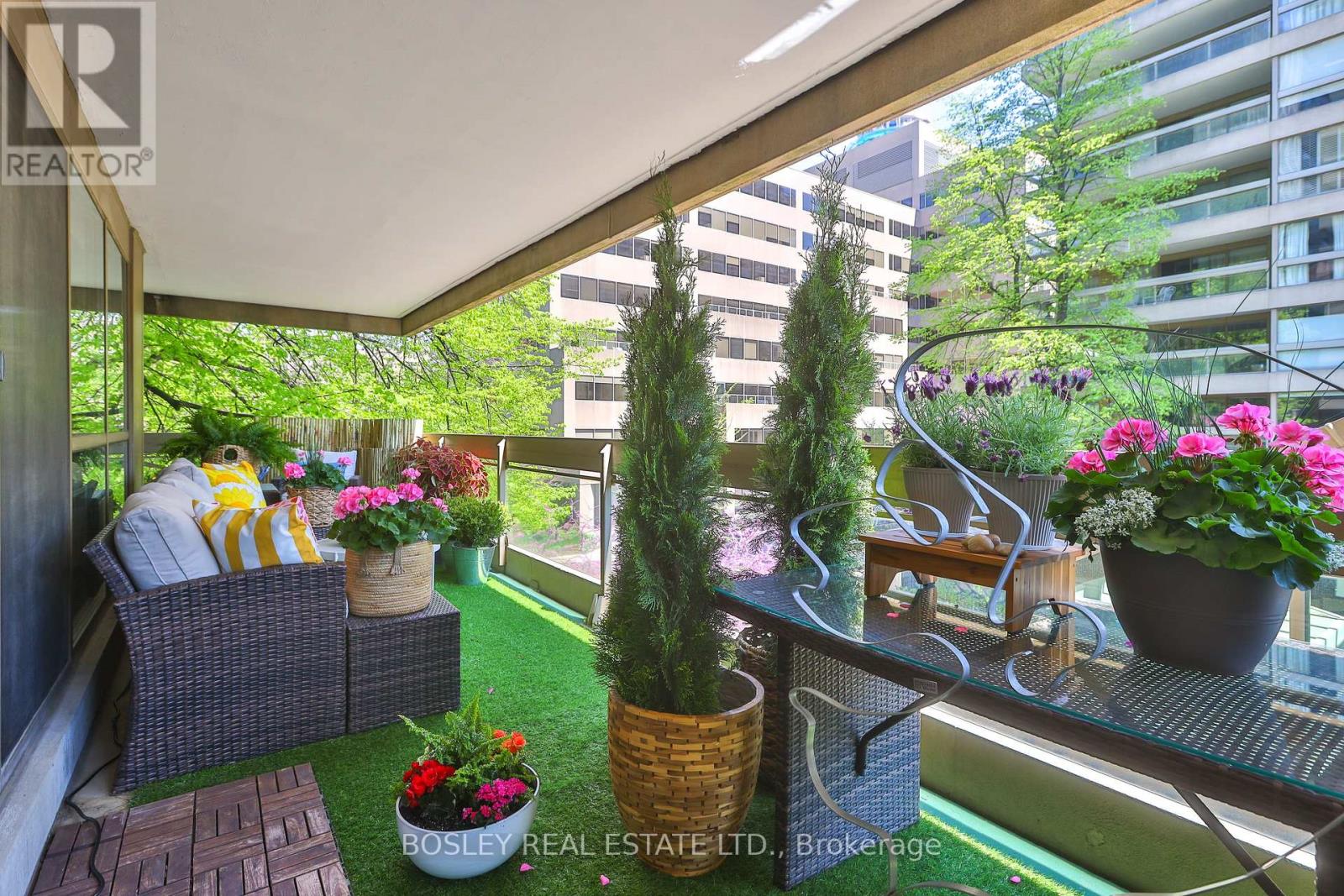 306 - 63 St Clair Avenue W, Toronto, Ontario  M4V 2Y9 - Photo 23 - C13146790