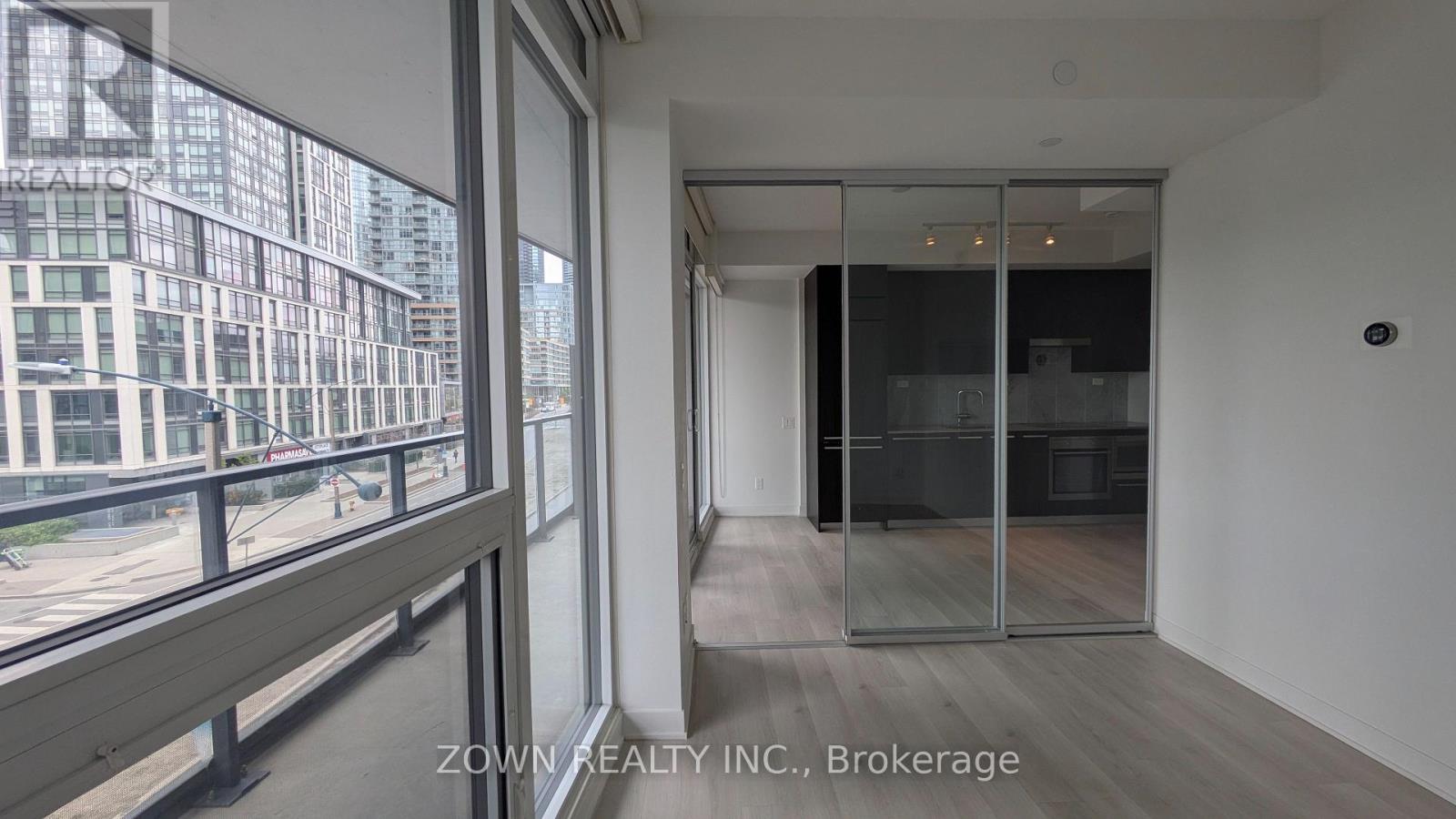 302 - 90 Queens Wharf Road, Toronto, Ontario  M5V 0J4 - Photo 25 - C13046198