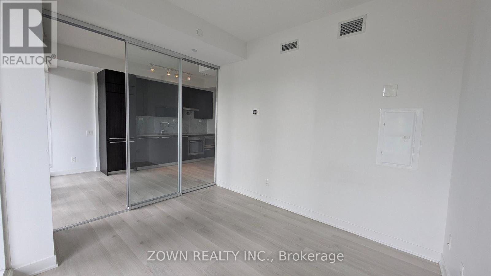 302 - 90 Queens Wharf Road, Toronto, Ontario  M5V 0J4 - Photo 14 - C13046198