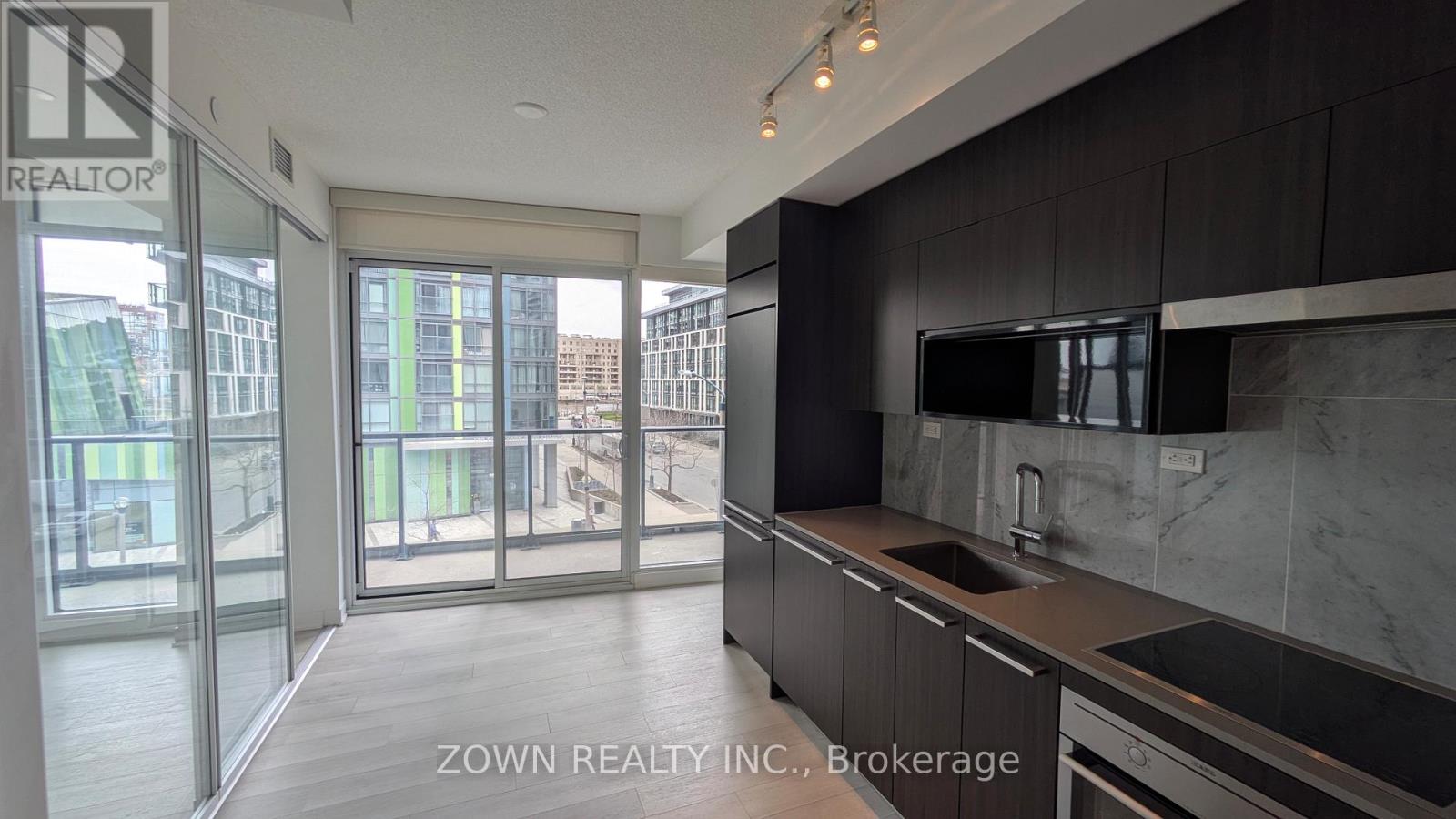 302 - 90 Queens Wharf Road, Toronto, Ontario  M5V 0J4 - Photo 19 - C13046198