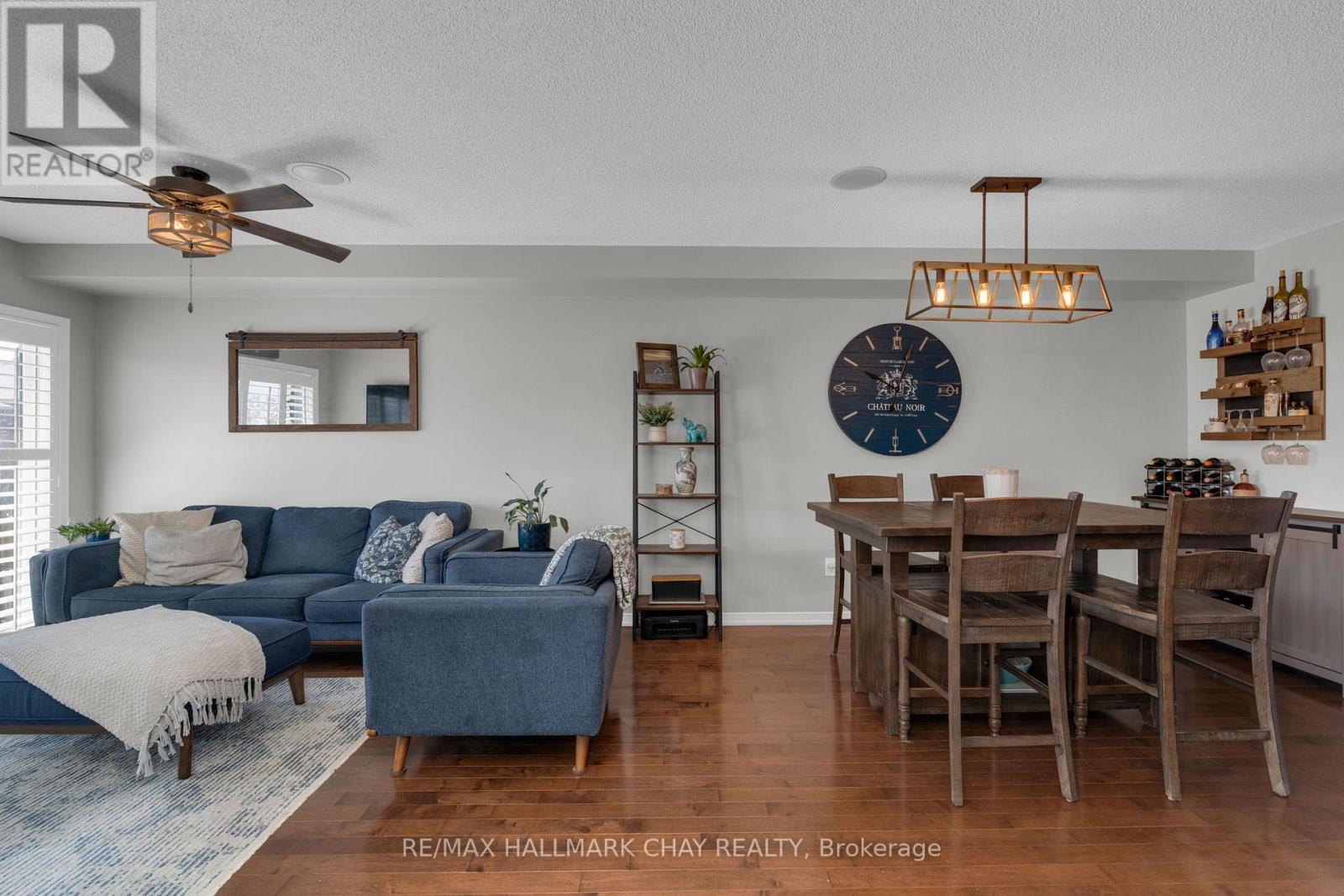 1403 Benson Street, Innisfil, Ontario  L9S 0C7 - Photo 3 - N13146752