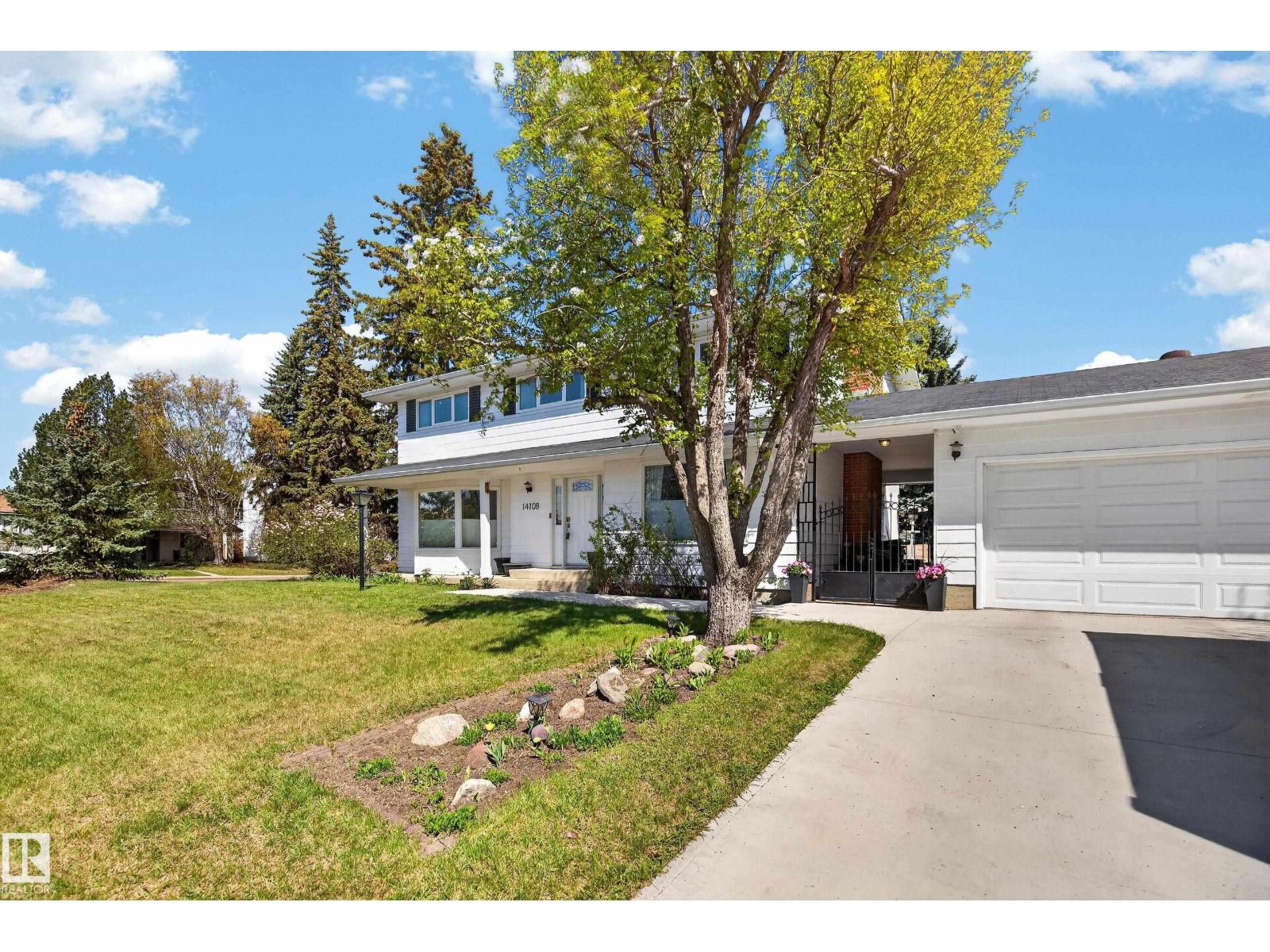 14108 47 Av Nw, Edmonton, Alberta  T6H 0B7 - Photo 2 - E4488647