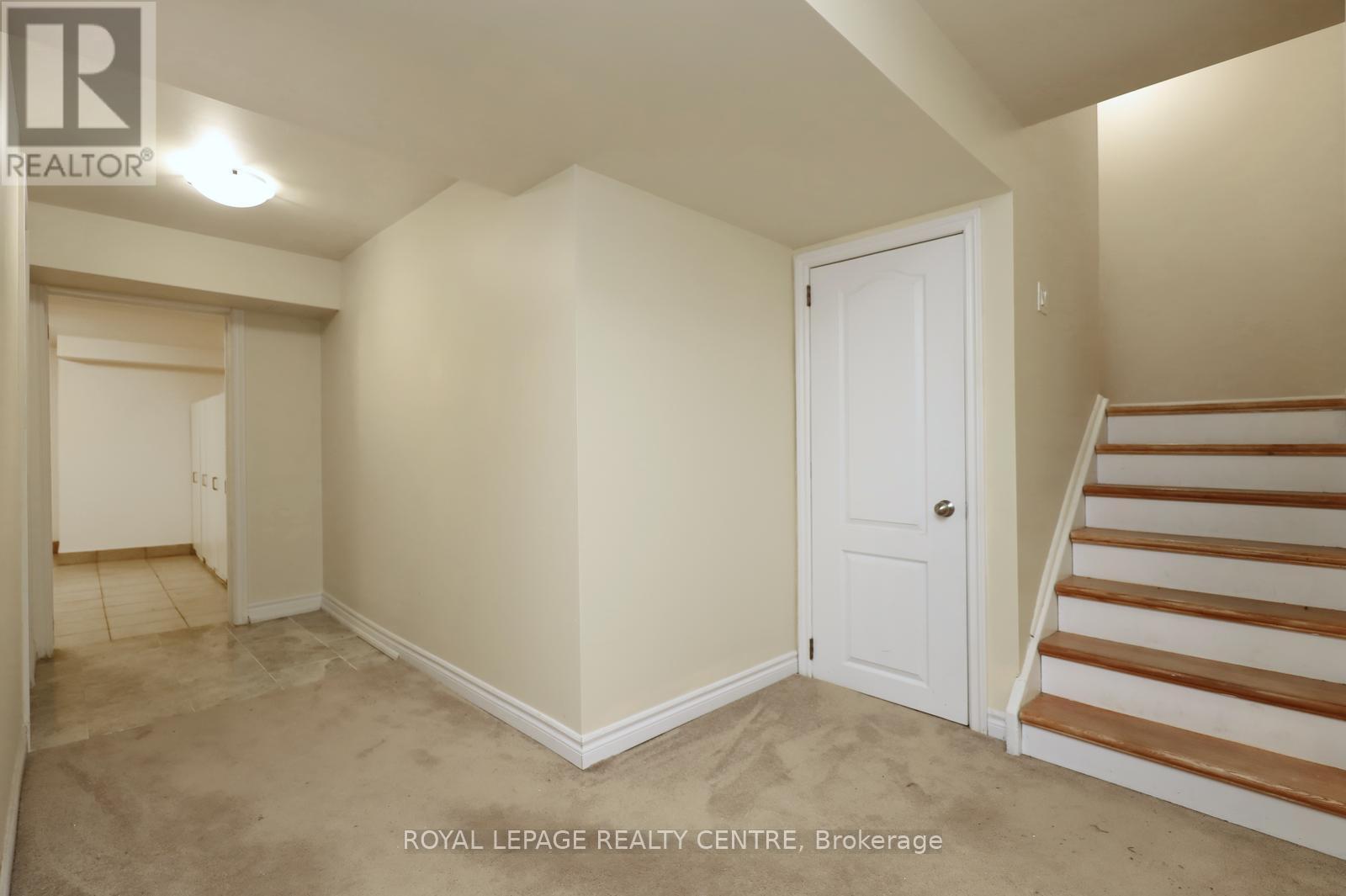16 - 1021 Cedarglen Gate, Mississauga, Ontario  L5C 3A7 - Photo 37 - W13146736