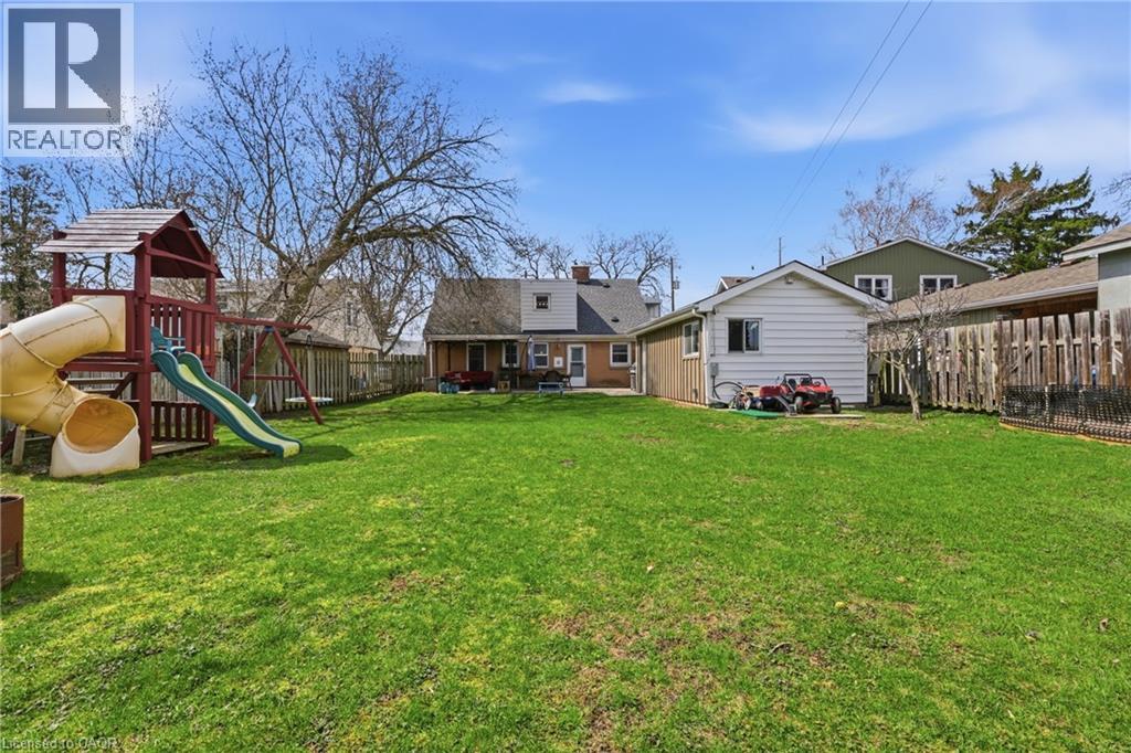 2074 Churchill Avenue, Burlington, Ontario  L7R 3T7 - Photo 38 - 40820436