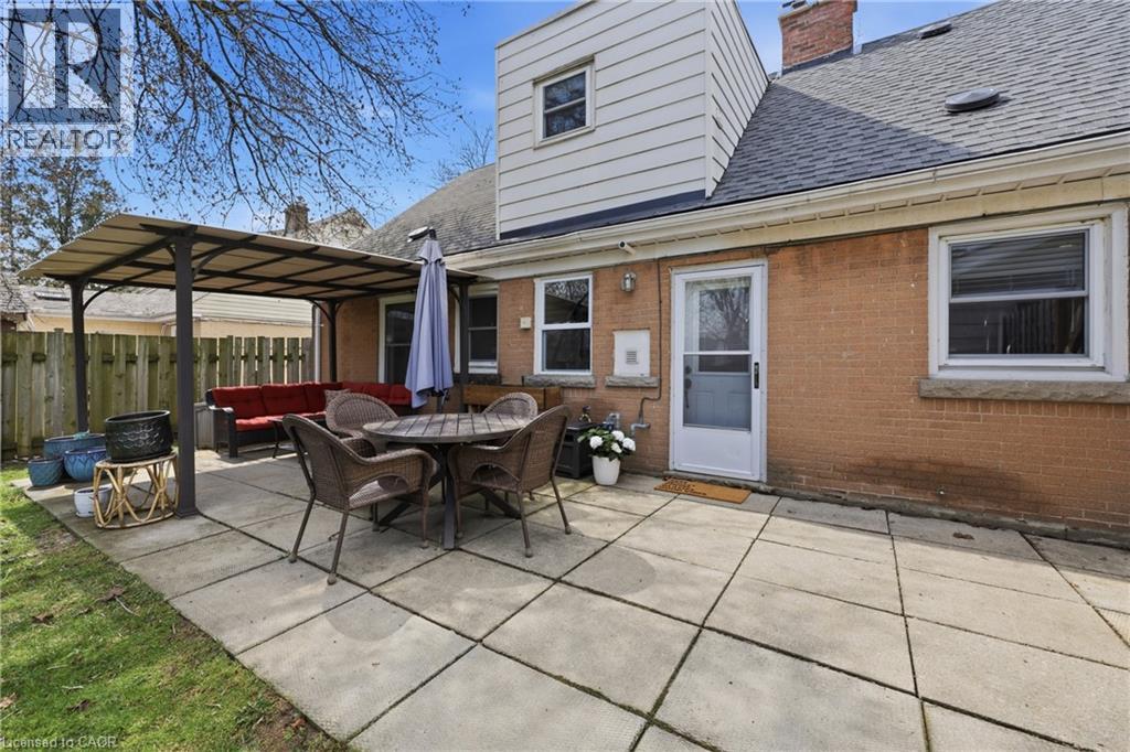2074 Churchill Avenue, Burlington, Ontario  L7R 3T7 - Photo 34 - 40820436