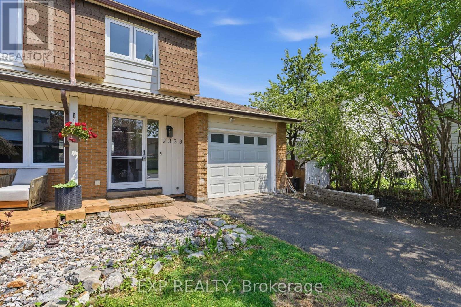 2333 Cotters Crescent, Ottawa, Ontario  K1V 8Y7 - Photo 3 - X13146828